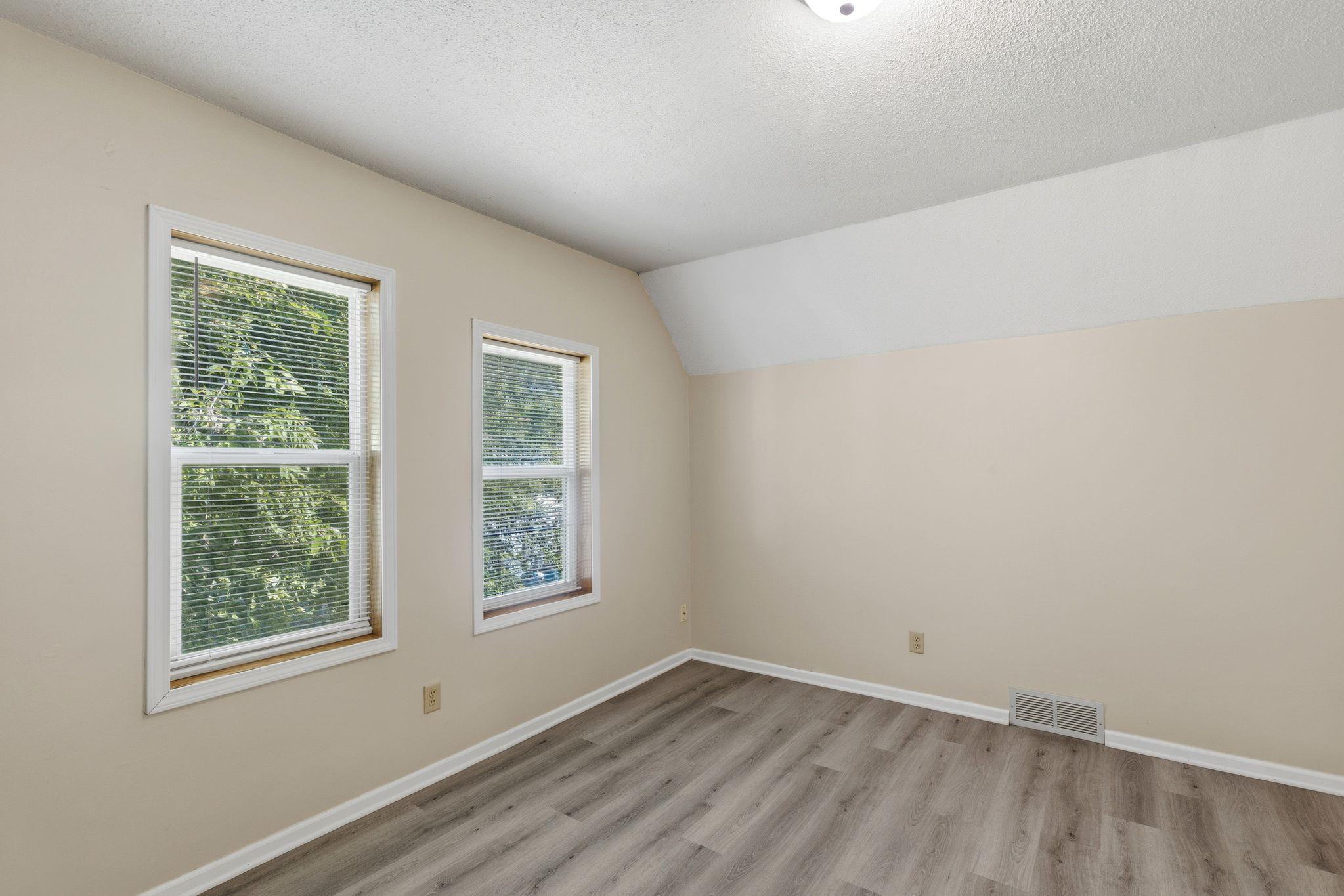 395 Lafond Avenue Property Photo 27
