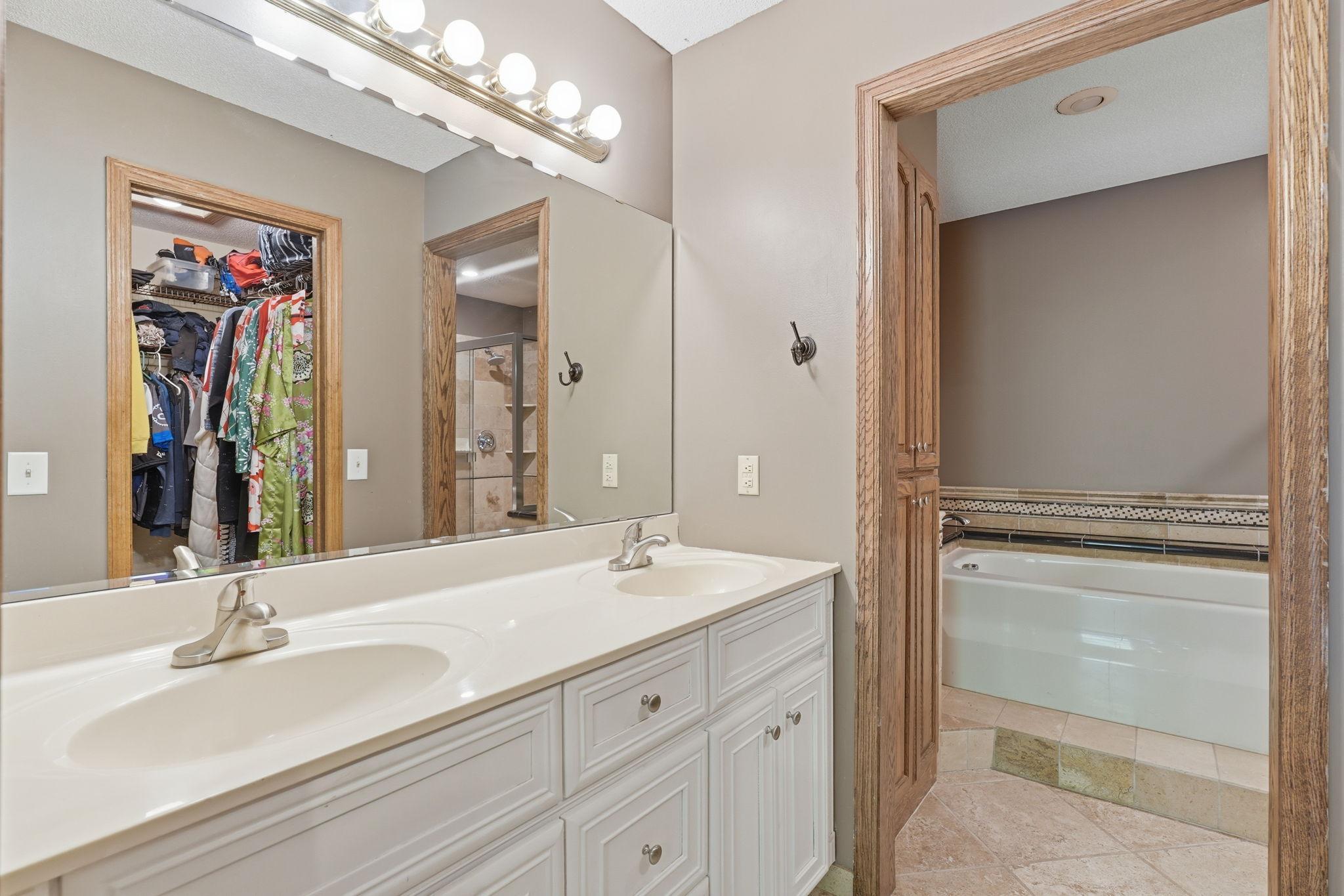 3676 Widgeon Way Property Photo 14