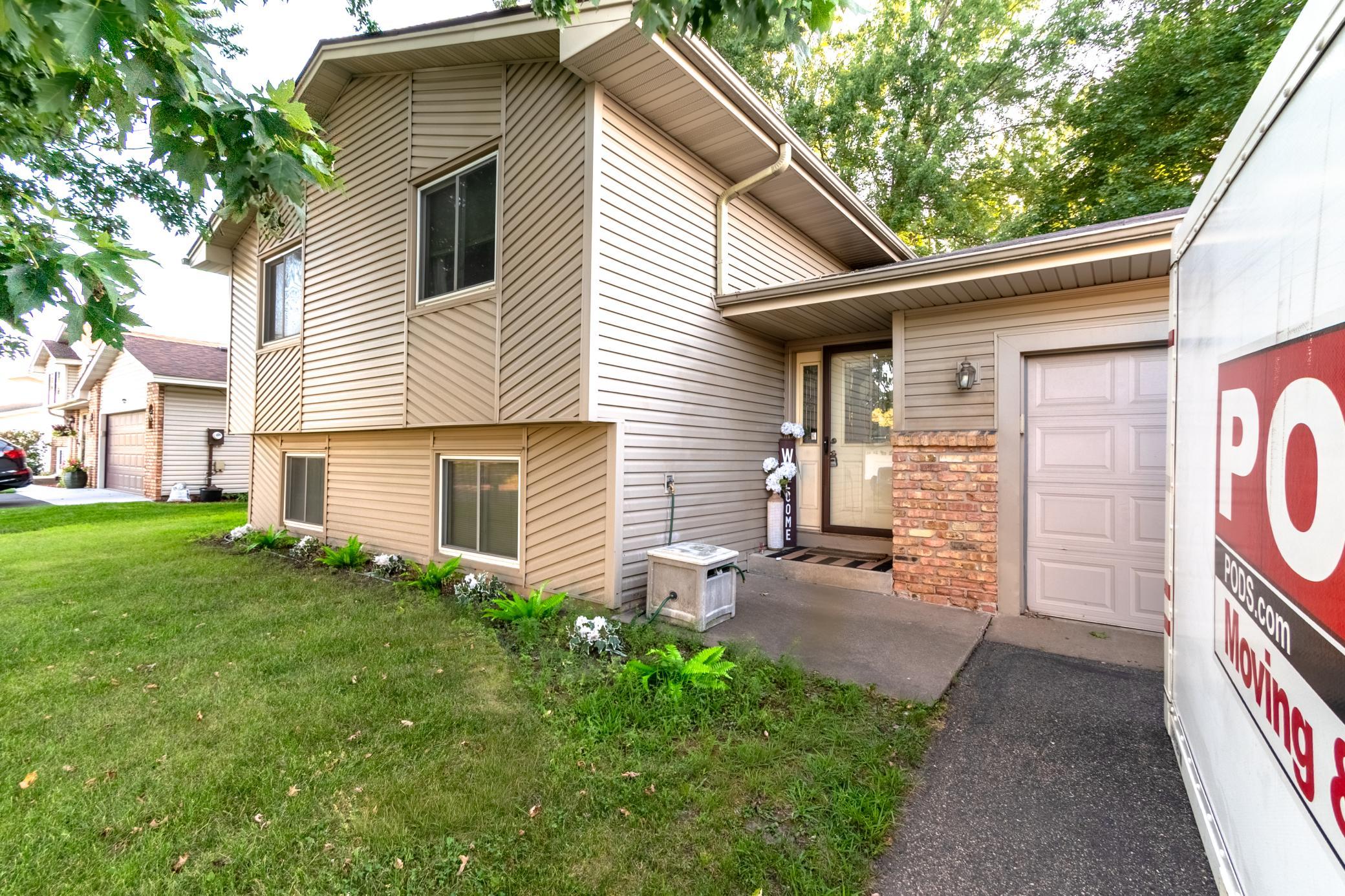7733 Kentucky Avenue N Property Photo 1