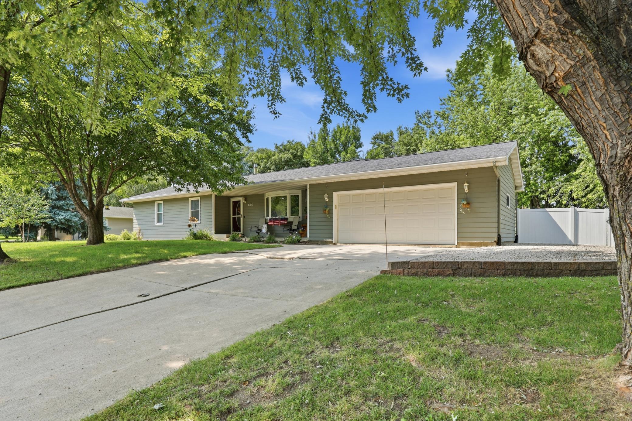 636 Shady Creek Circle Property Photo 1