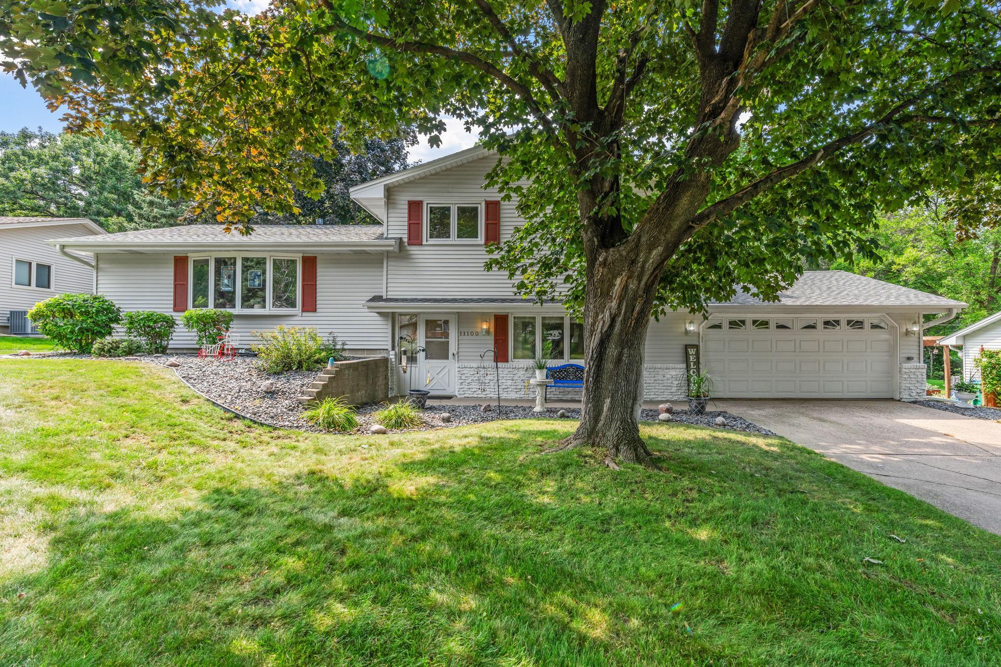 11100 Schoolcraft Road Property Photo 1