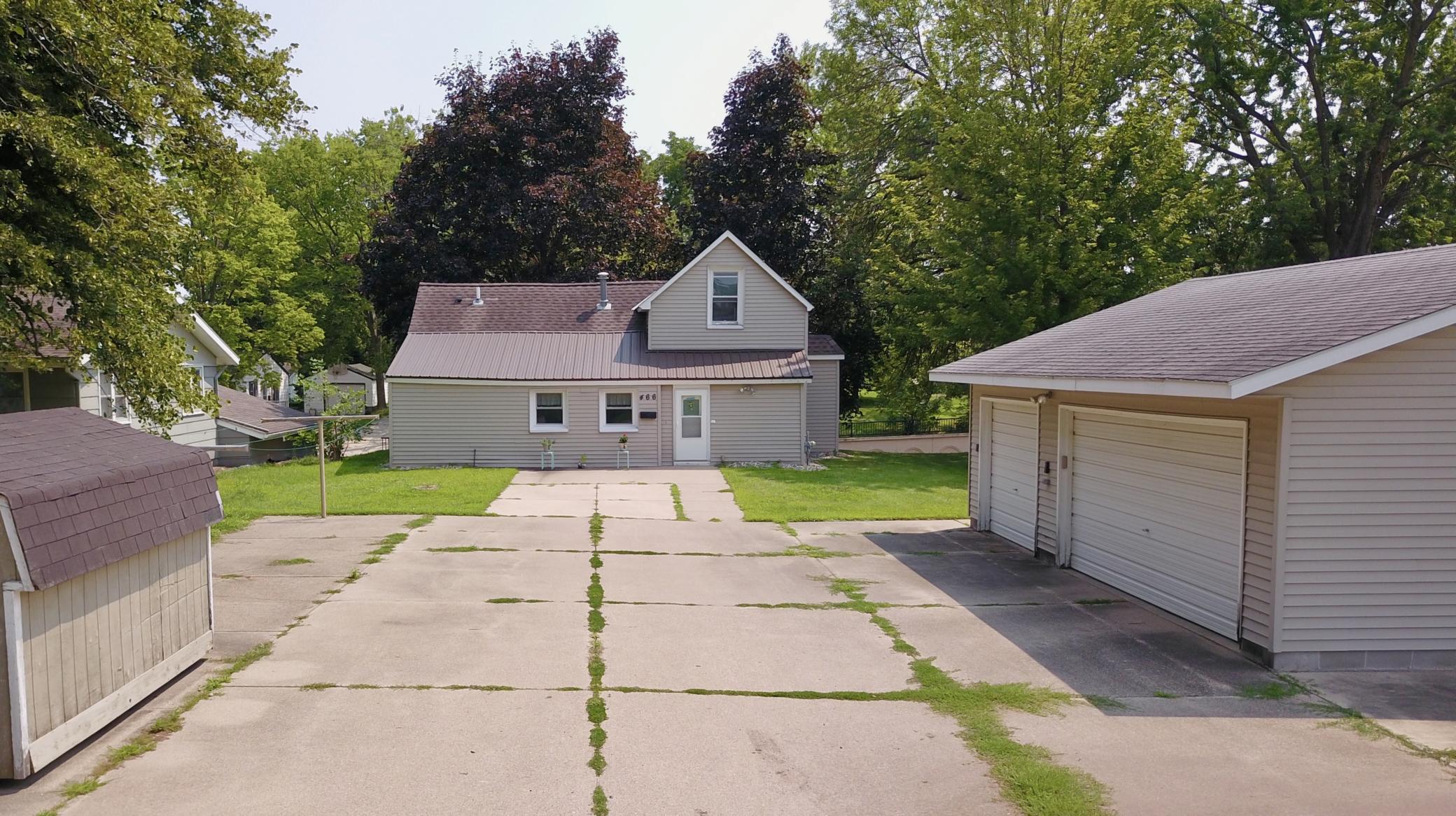 466 Bluff Street Ne Property Photo 1