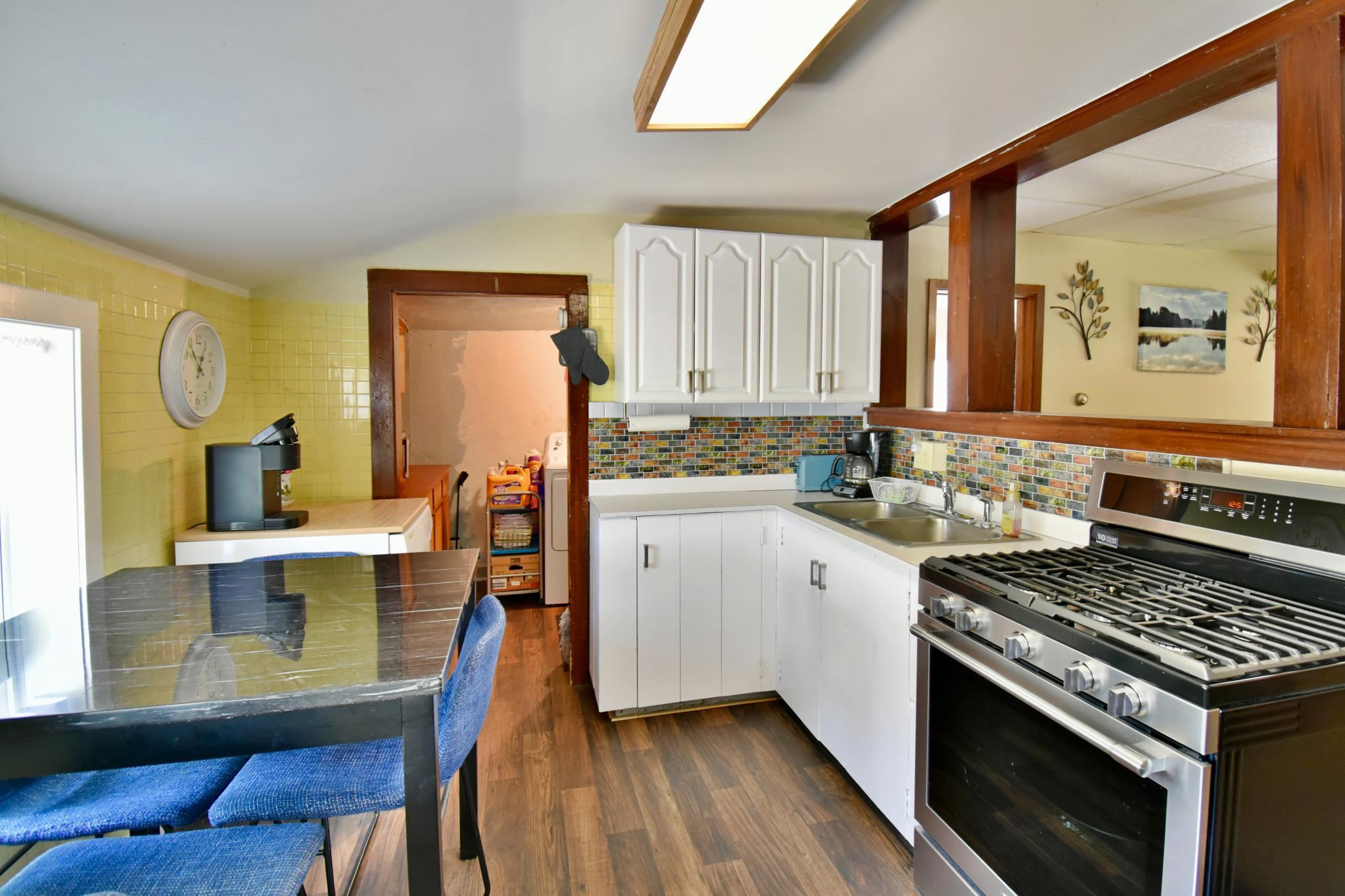 466 Bluff Street Ne Property Photo 3