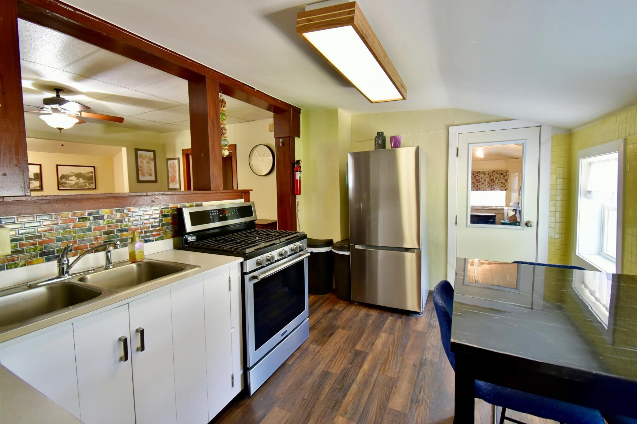466 Bluff Street Ne Property Photo 4