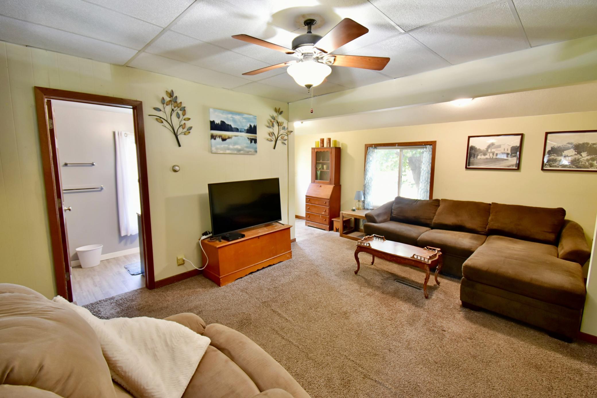 466 Bluff Street Ne Property Photo 6