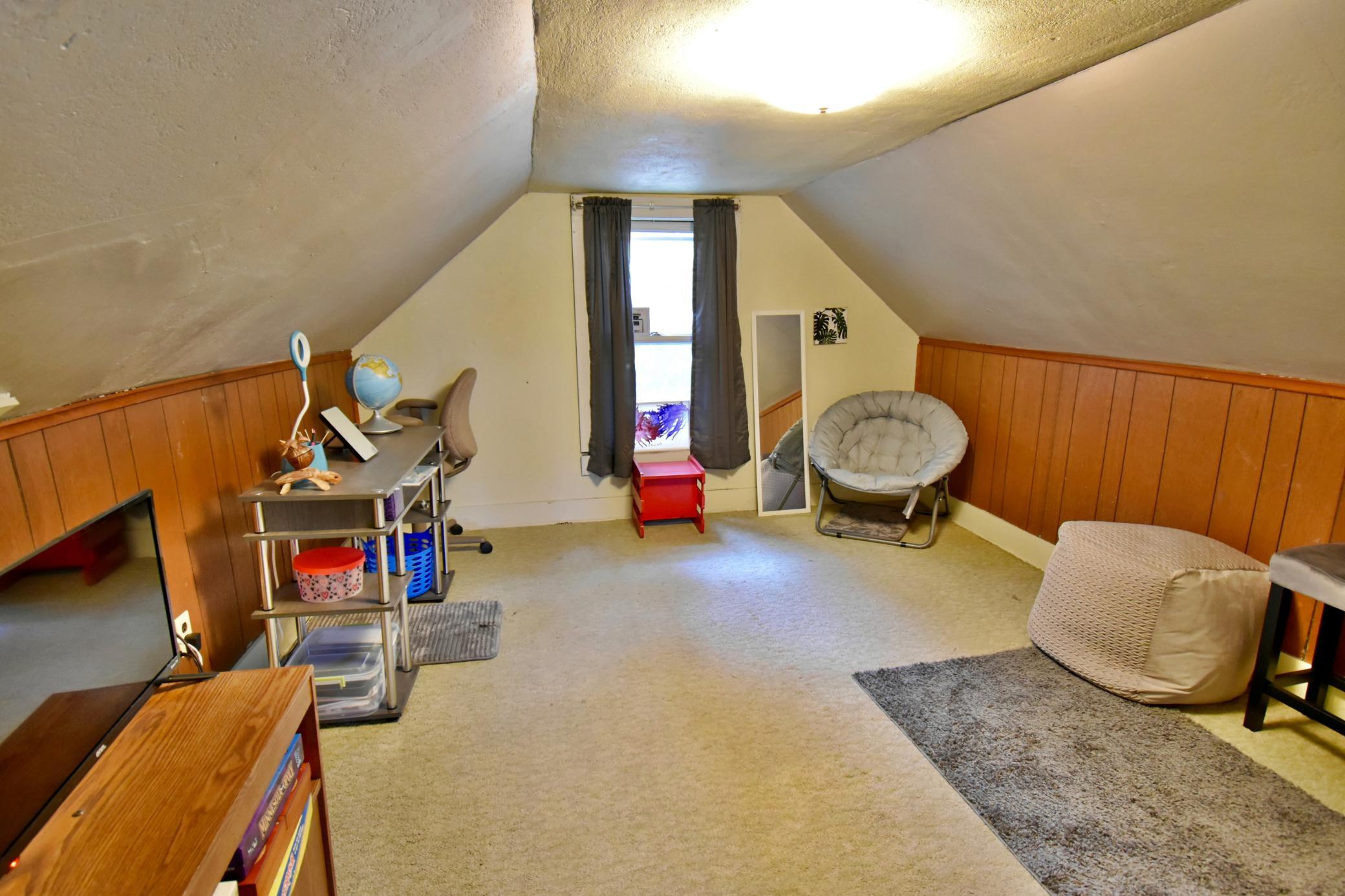 466 Bluff Street Ne Property Photo 13