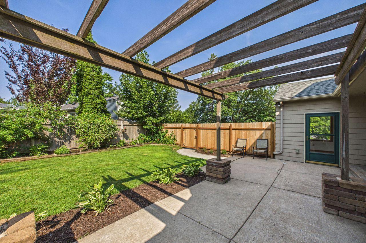 542 3rd Avenue Property Photo 2