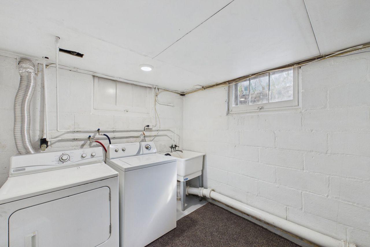 542 3rd Avenue Property Photo 21