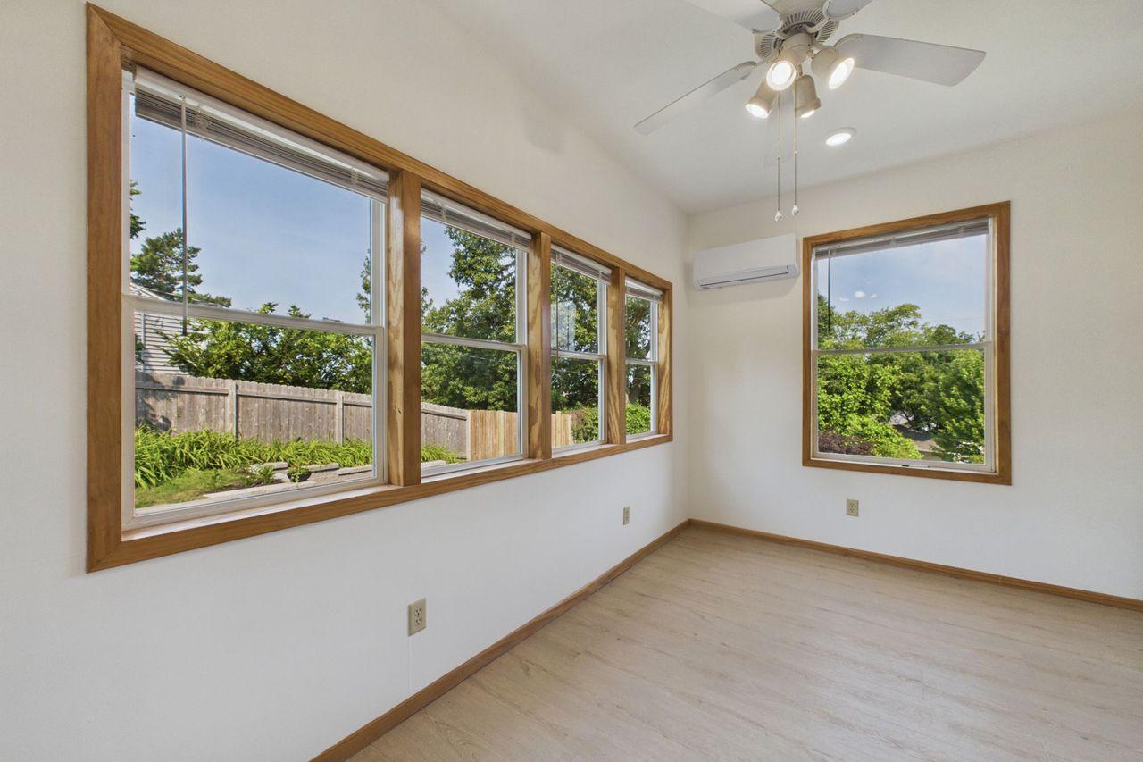 542 3rd Avenue Property Photo 22