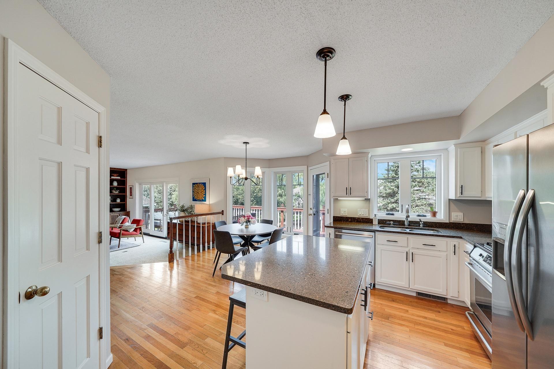15810 Nursery Drive Property Photo 8