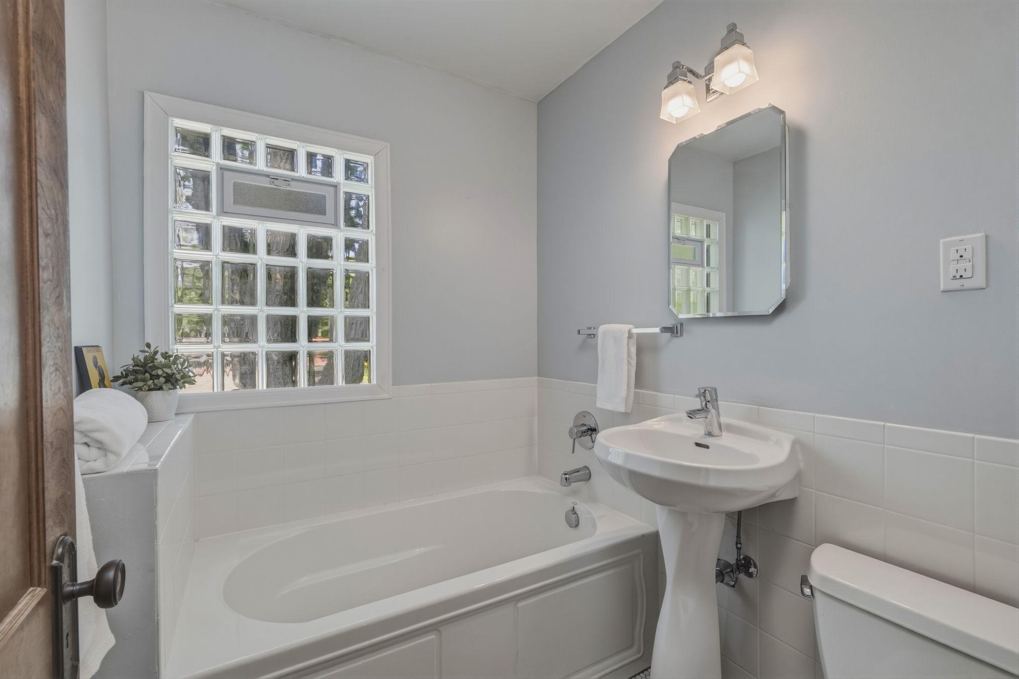 2133 Goodrich Avenue Property Photo 34