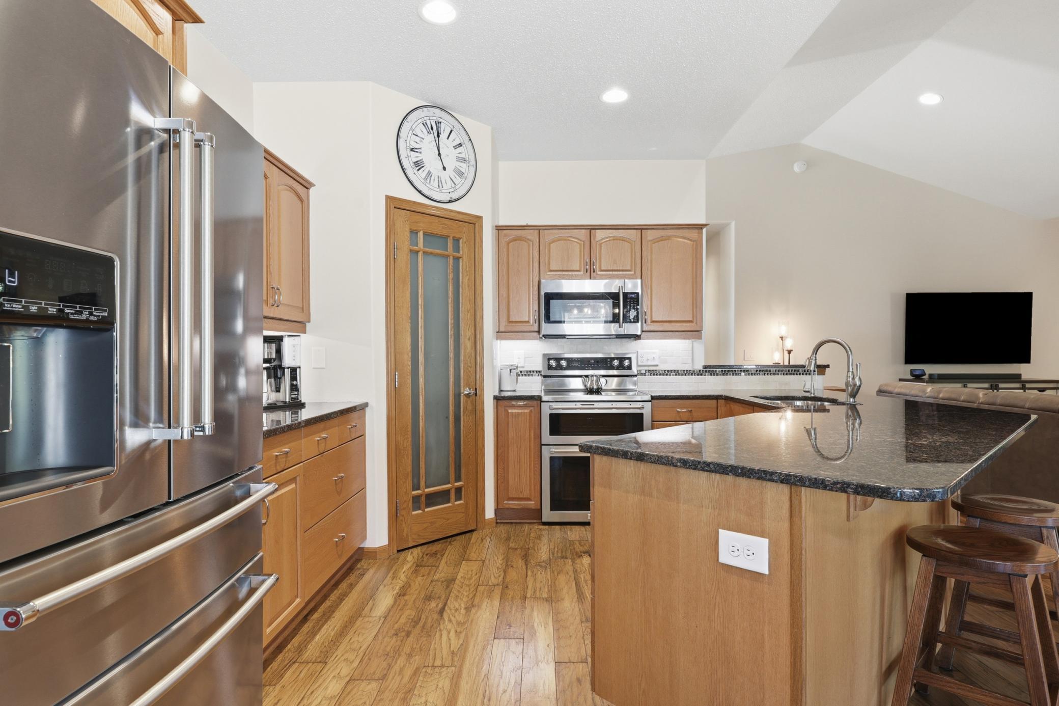 2040 Ruxton Court Property Photo 13
