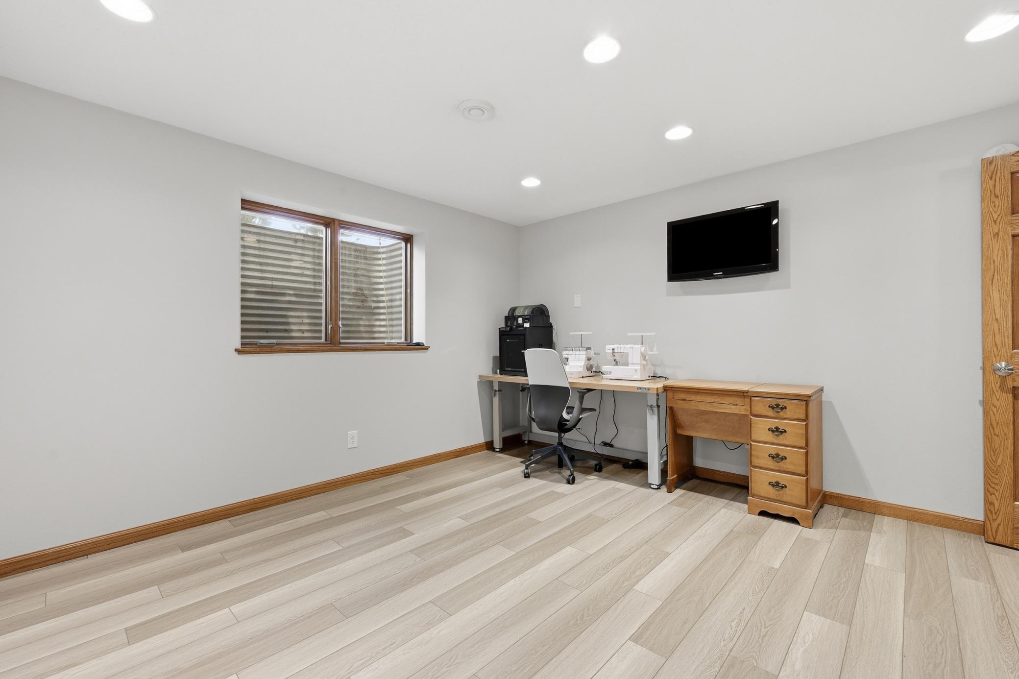 2040 Ruxton Court Property Photo 33
