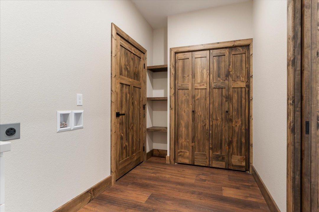 7592 White Overlook Drive Property Photo 13
