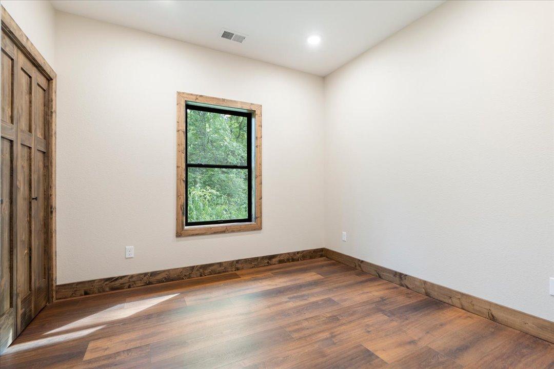 7592 White Overlook Drive Property Photo 14
