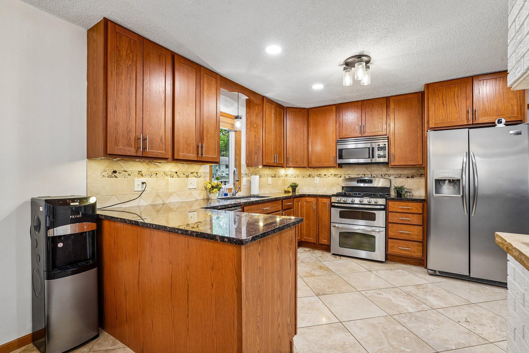 17425 Java Court N Property Photo 7