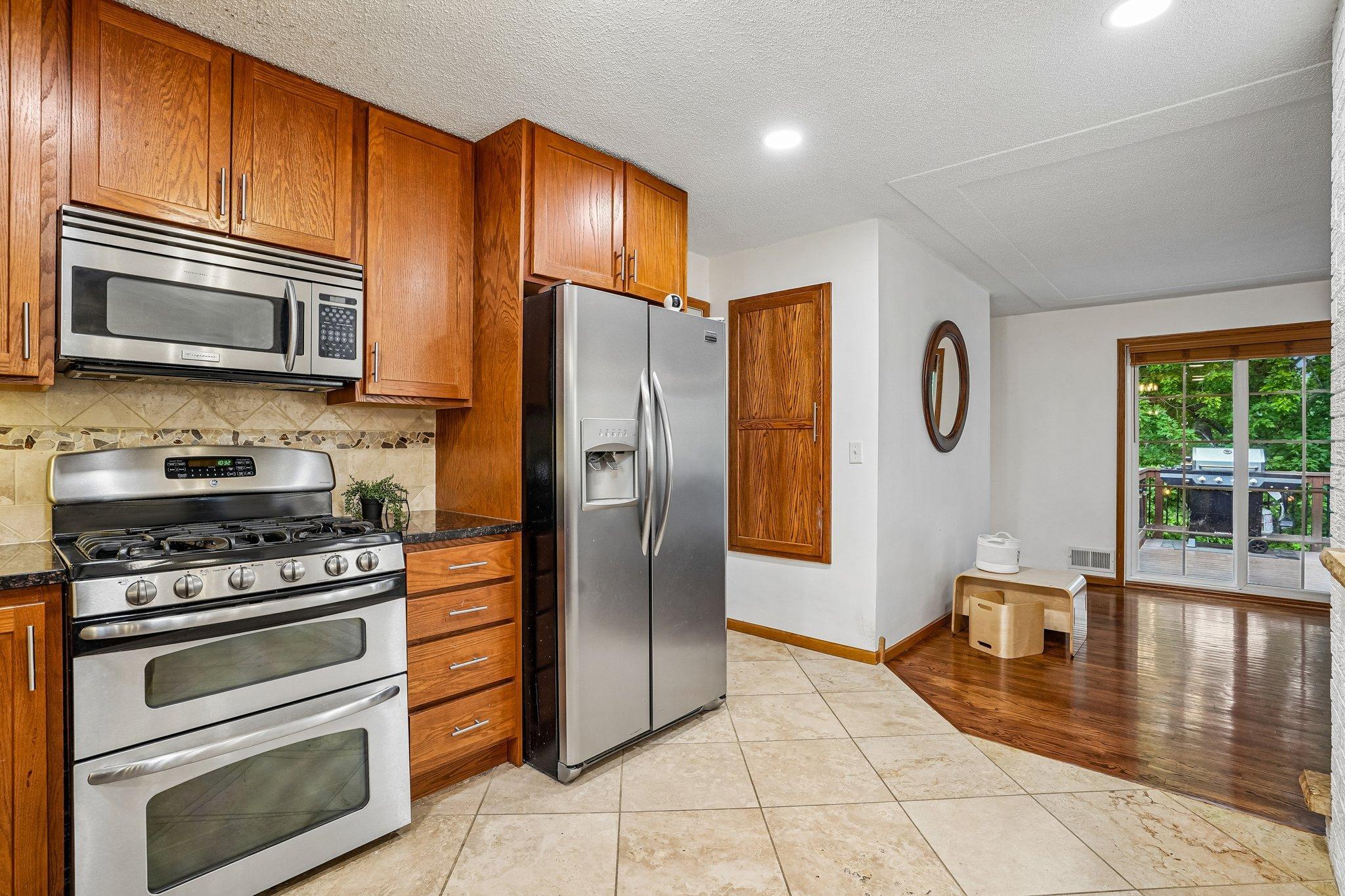 17425 Java Court N Property Photo 9