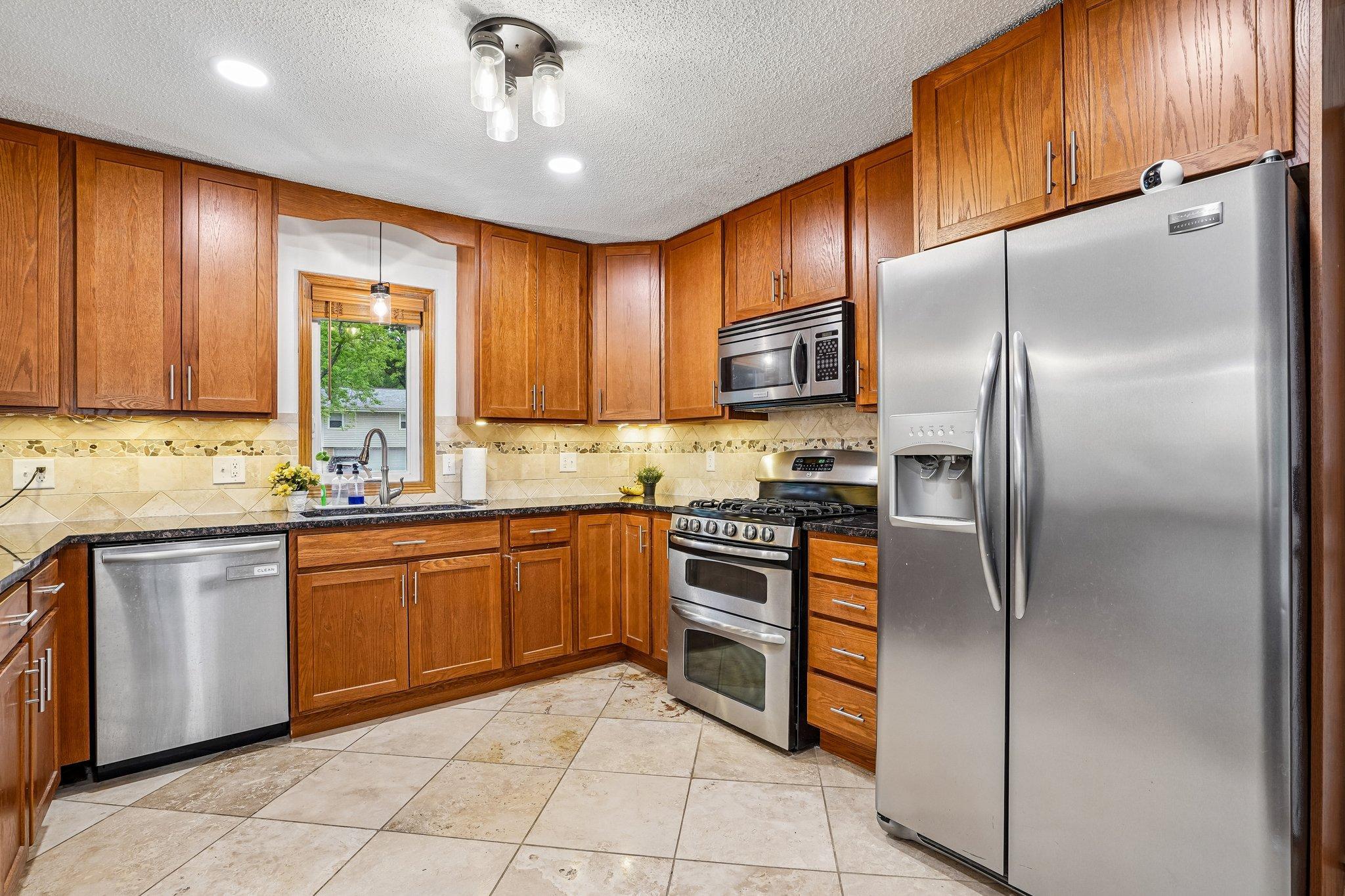 17425 Java Court N Property Photo 10