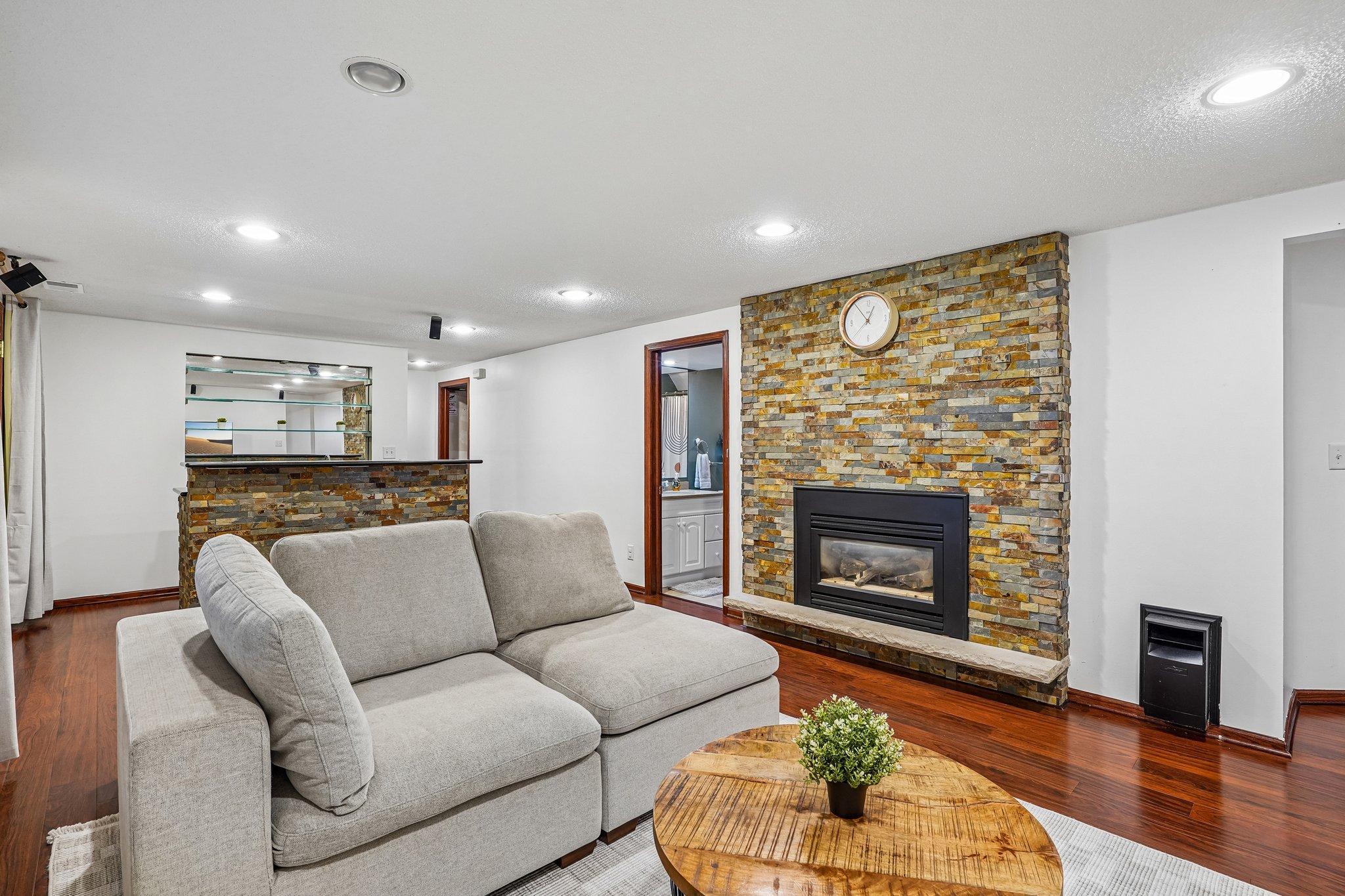 17425 Java Court N Property Photo 32