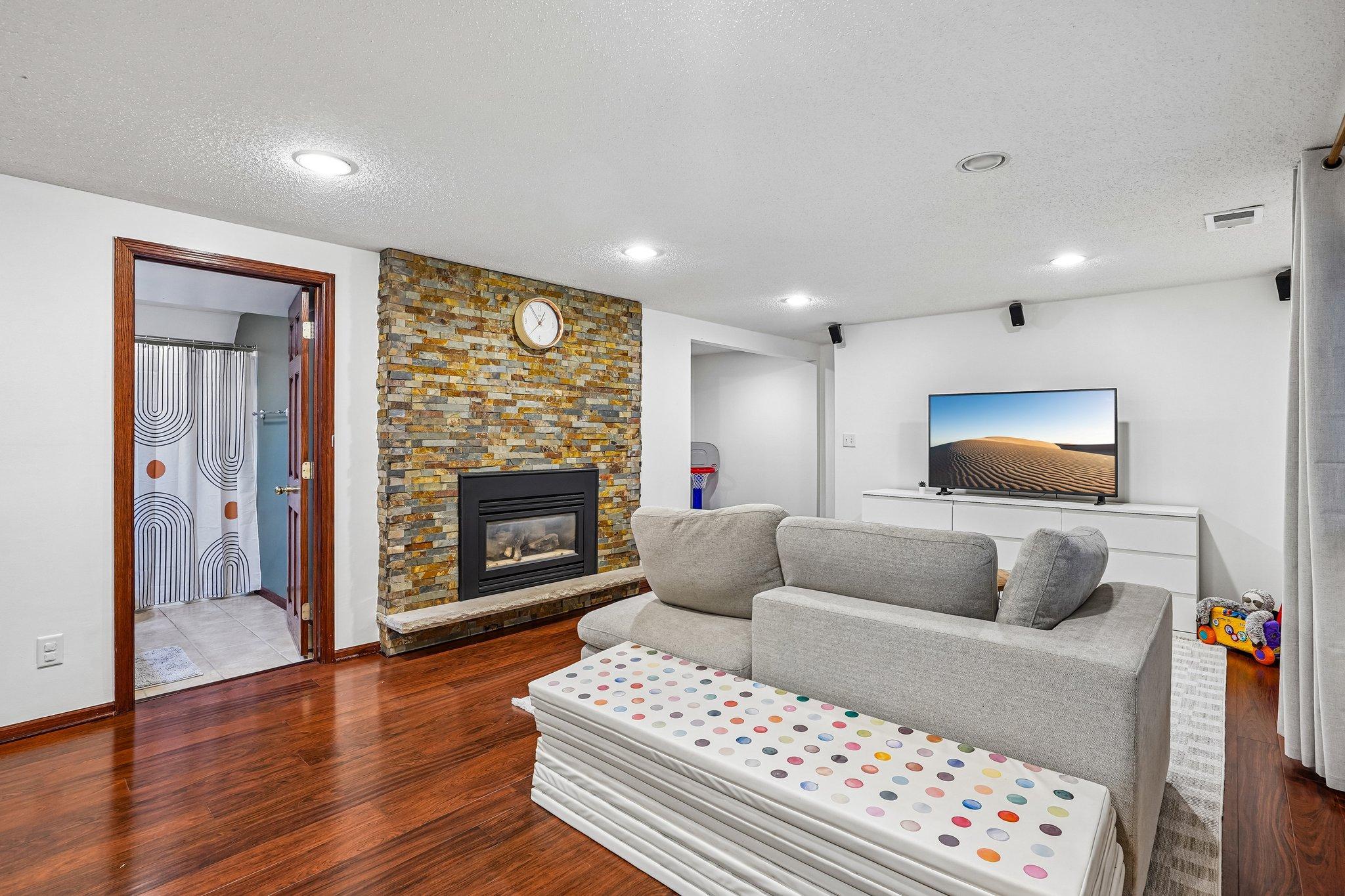 17425 Java Court N Property Photo 33