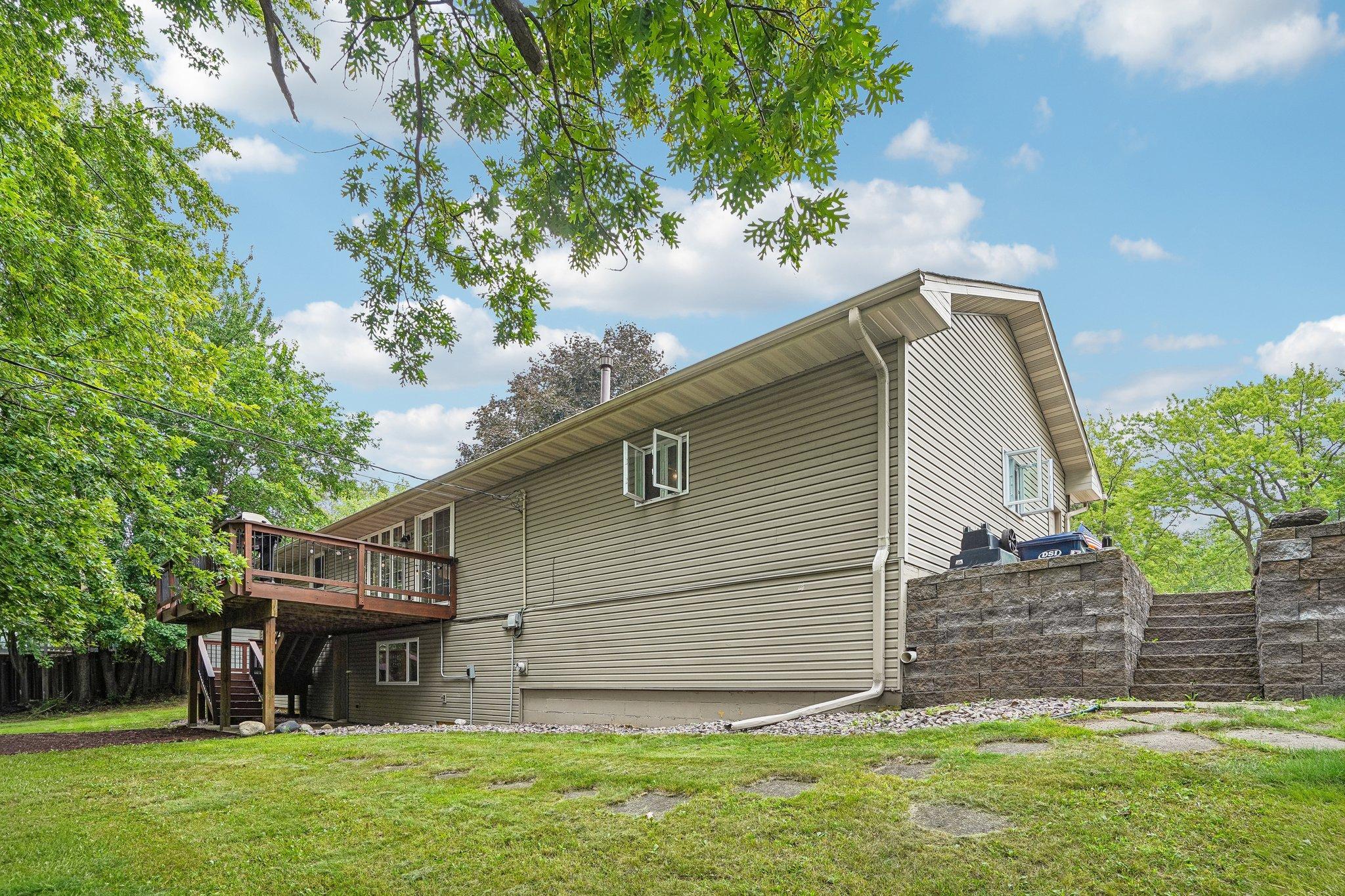 17425 Java Court N Property Photo 55