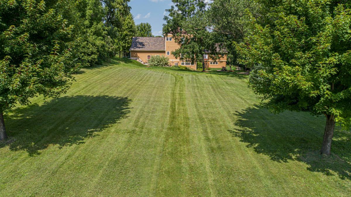 210 Mill Street W Property Photo 7