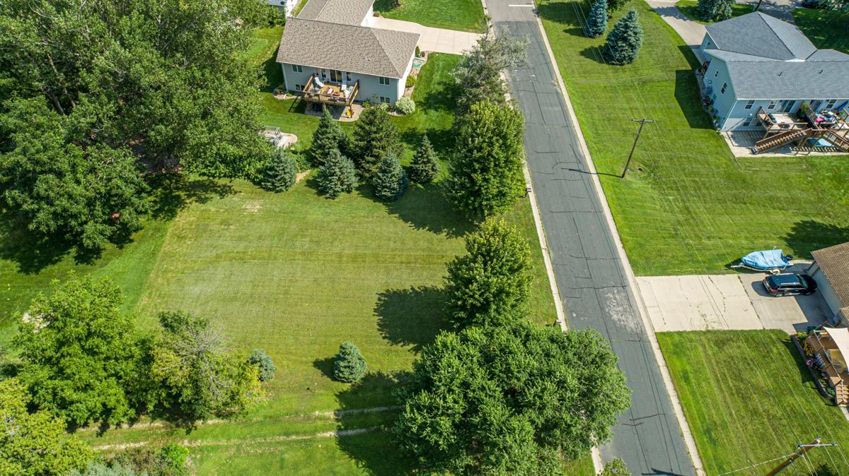 210 Mill Street W Property Photo 14