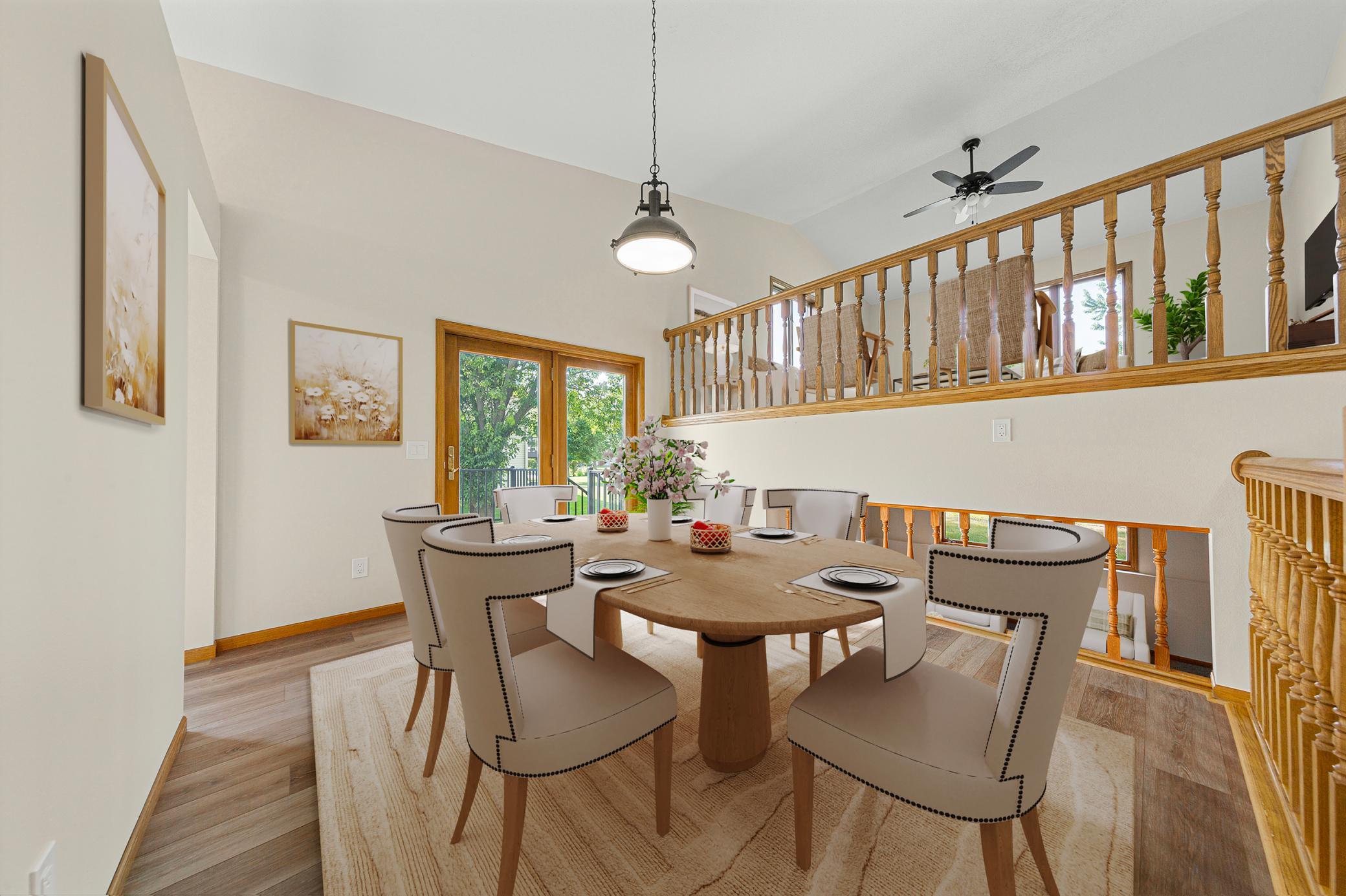 1676 Castle Drive Property Photo 4