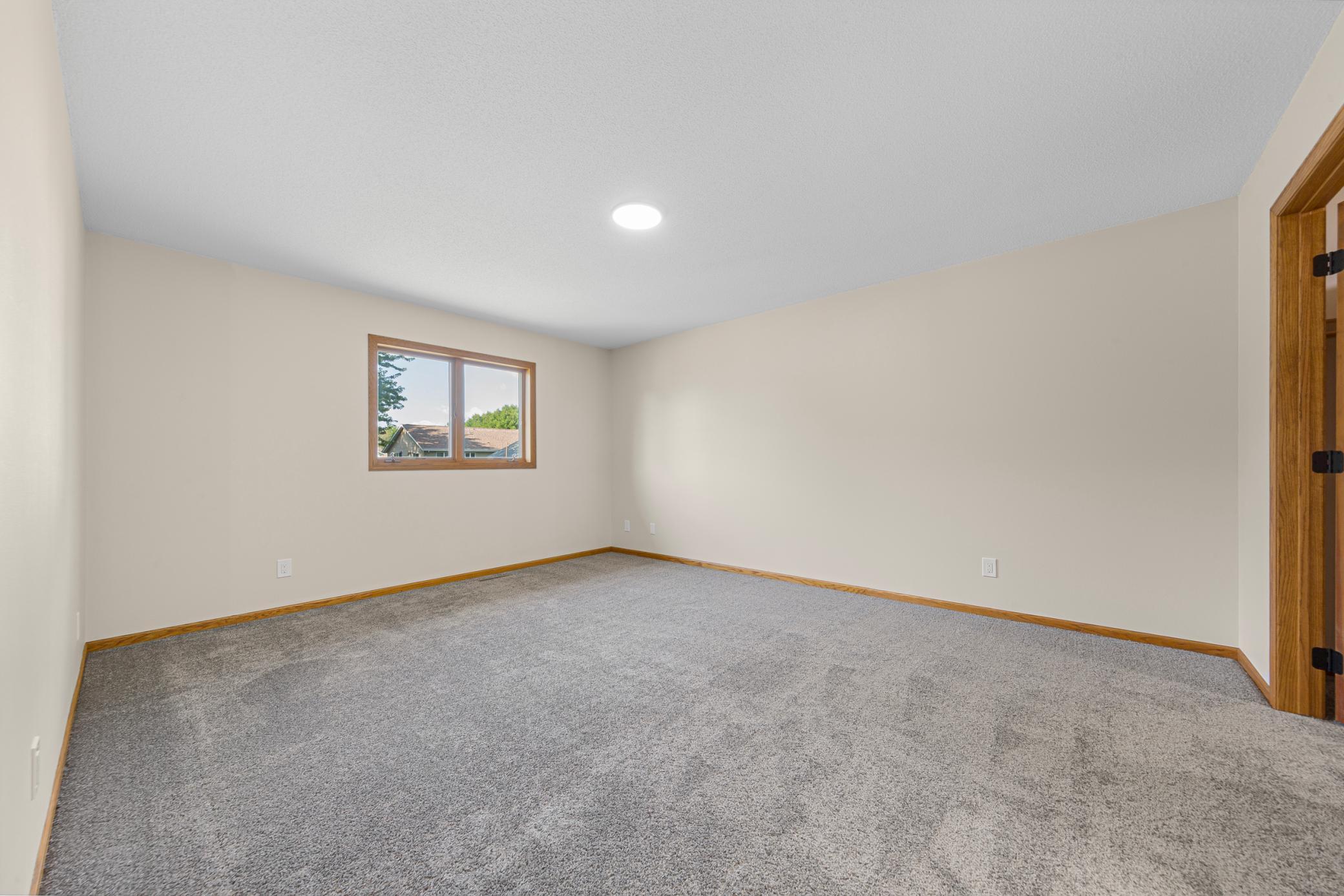 1676 Castle Drive Property Photo 18