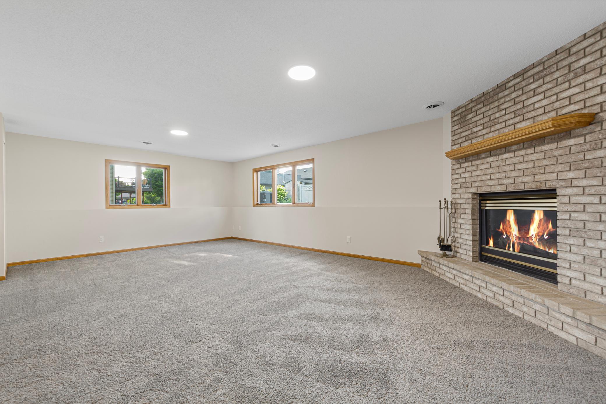 1676 Castle Drive Property Photo 27