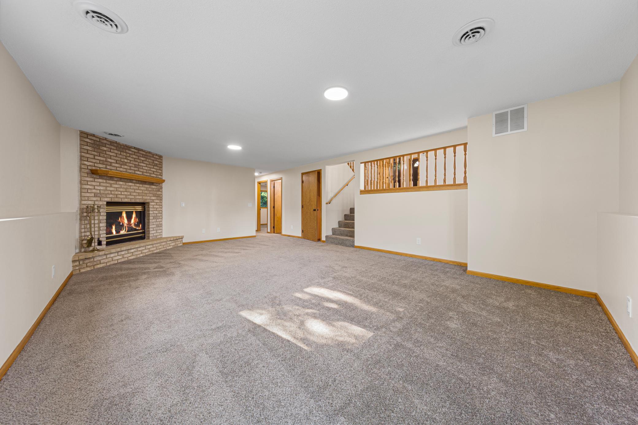 1676 Castle Drive Property Photo 29