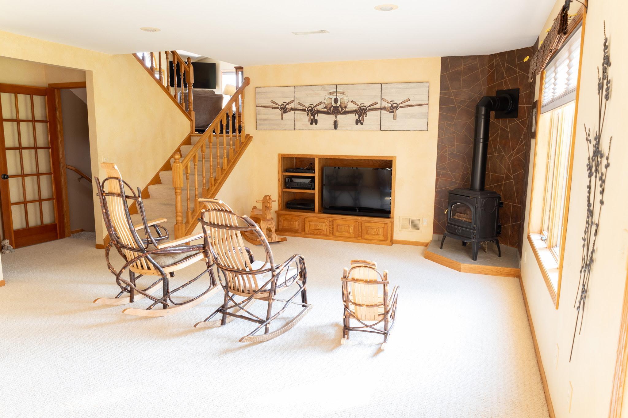 25 Benson Drive S Property Photo 19