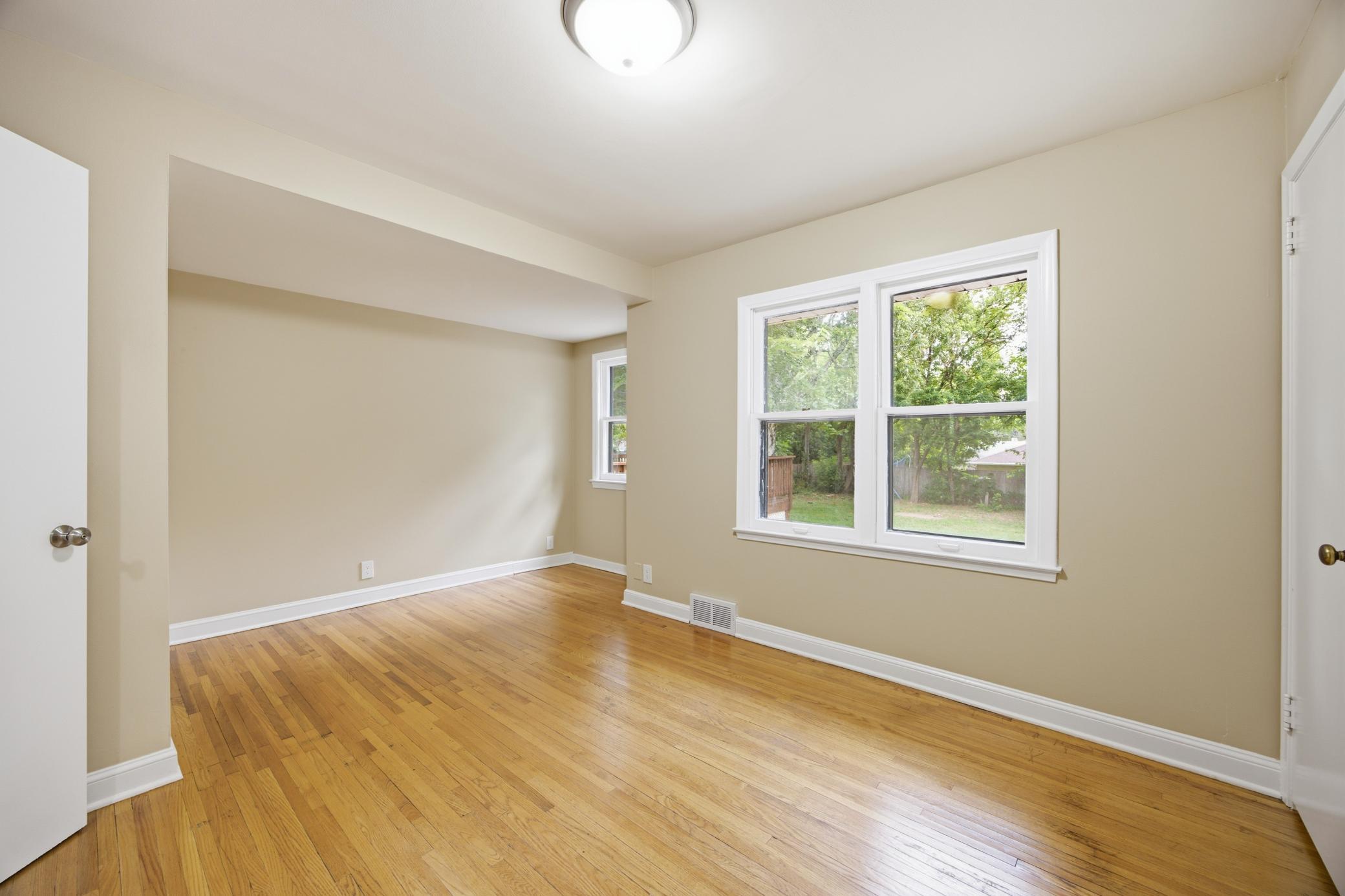 5410 44th Avenue N Property Photo 9