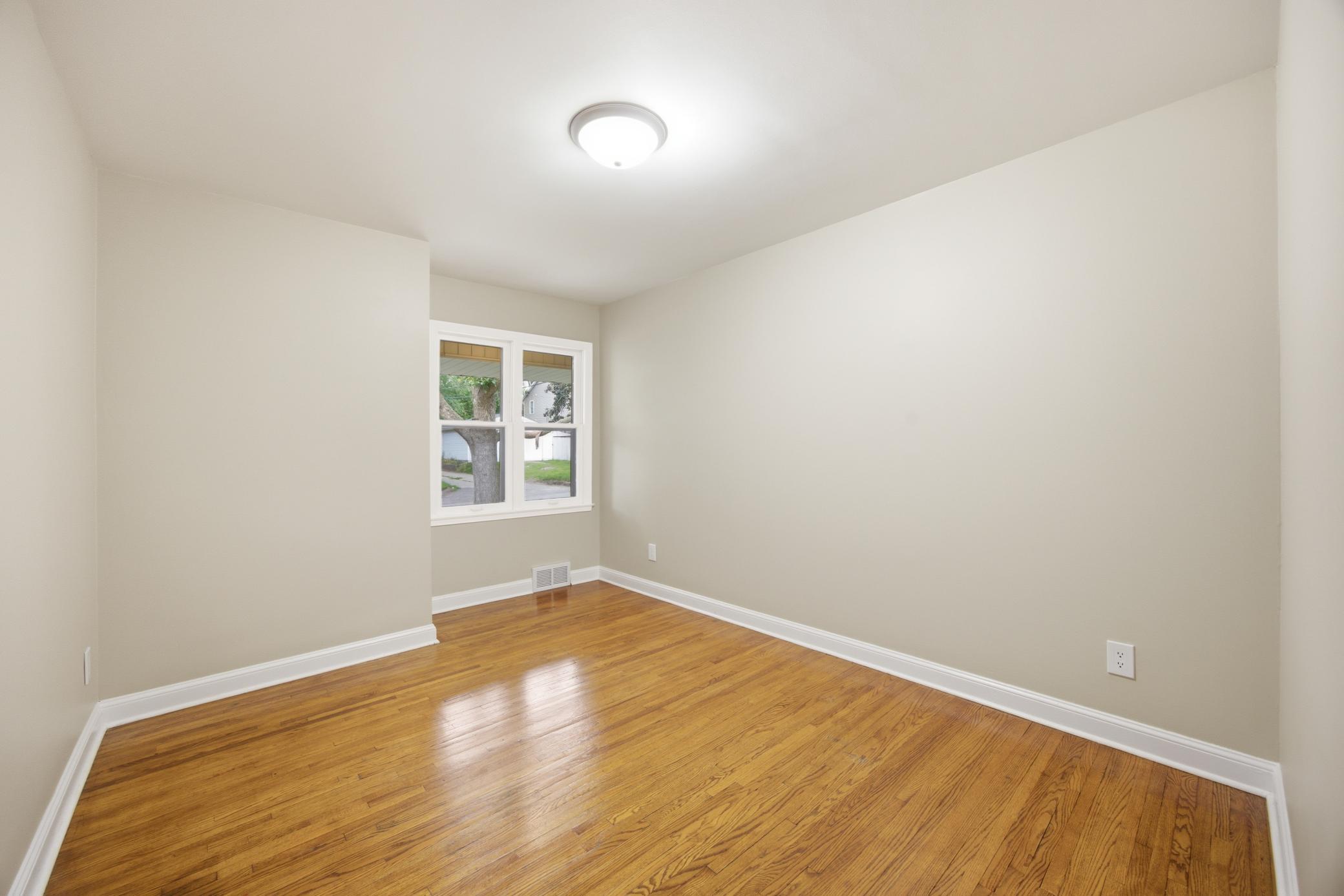 5410 44th Avenue N Property Photo 11