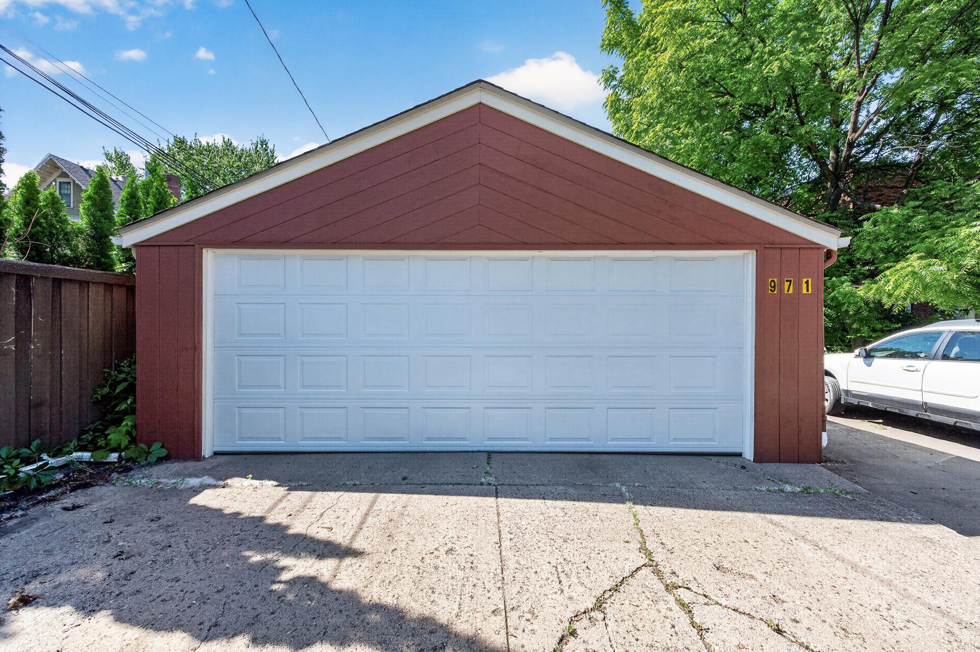 971 Goodrich Avenue Property Photo 39