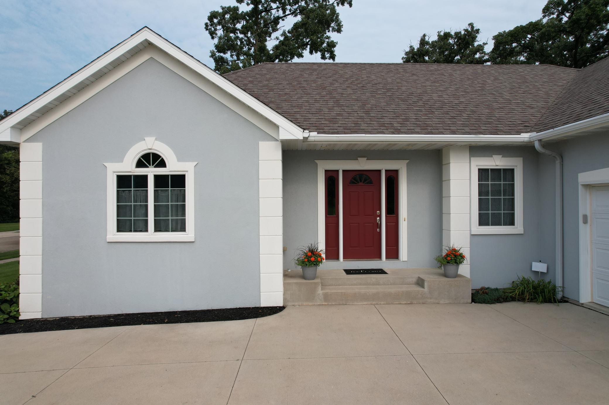 2449 Sand Trap Lane Se Property Photo 2