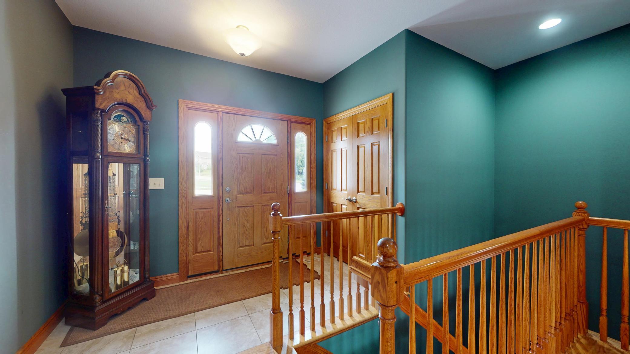 2449 Sand Trap Lane Se Property Photo 3