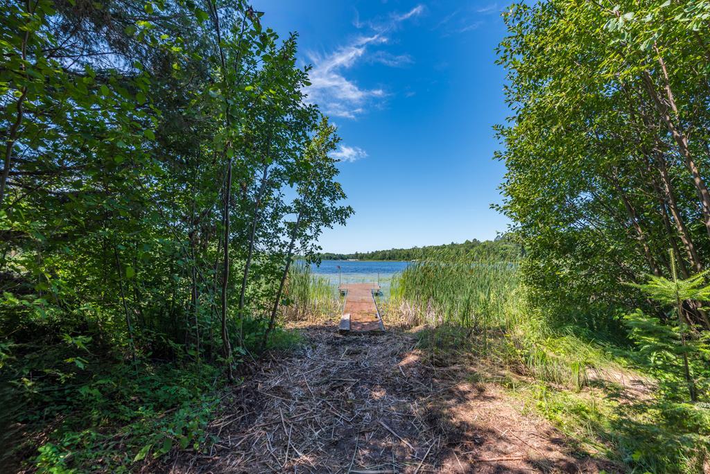 575 S Lake Lawrence Road Ne Property Photo 3