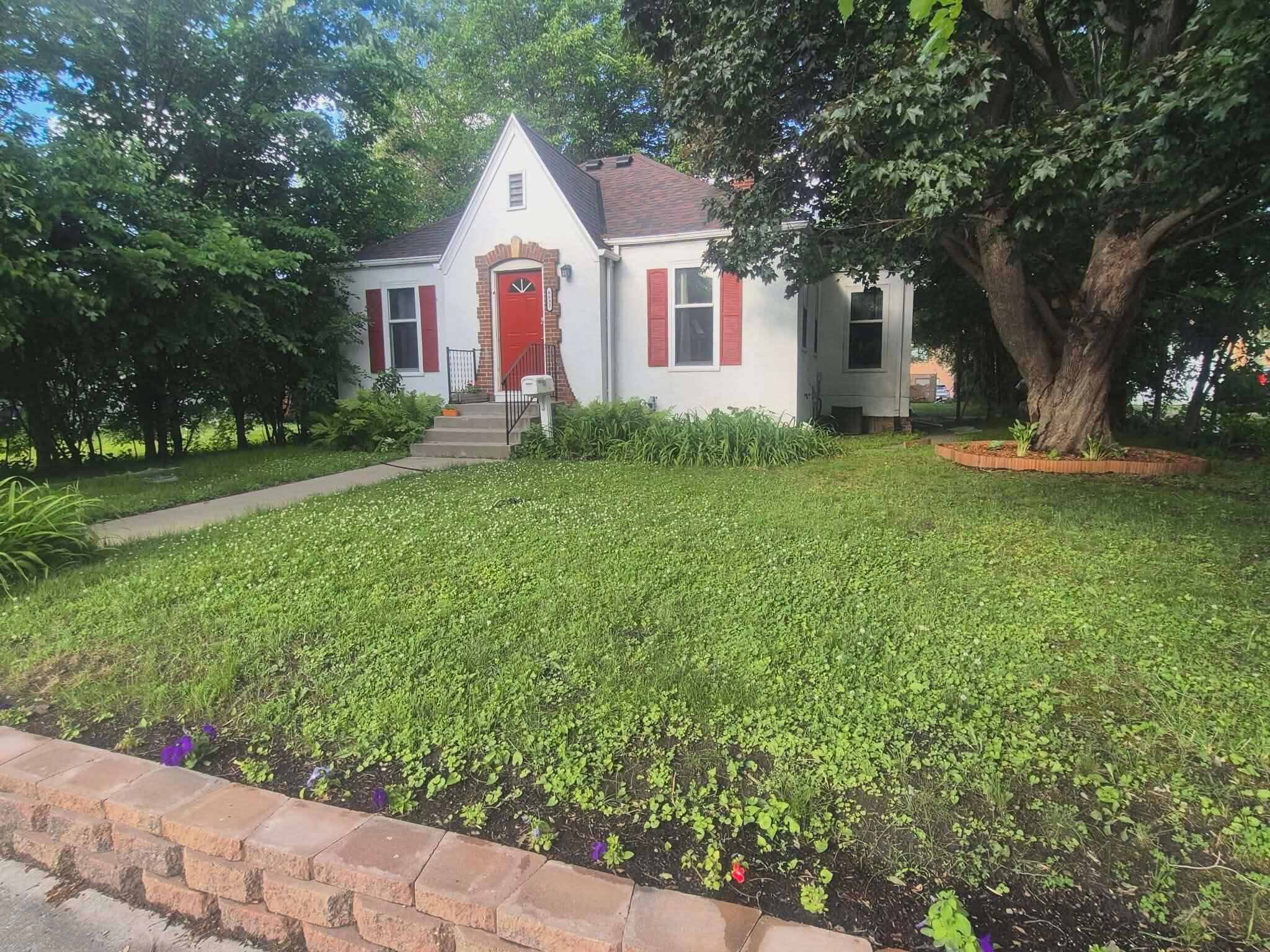 6533 Bloomington Avenue Property Photo 1