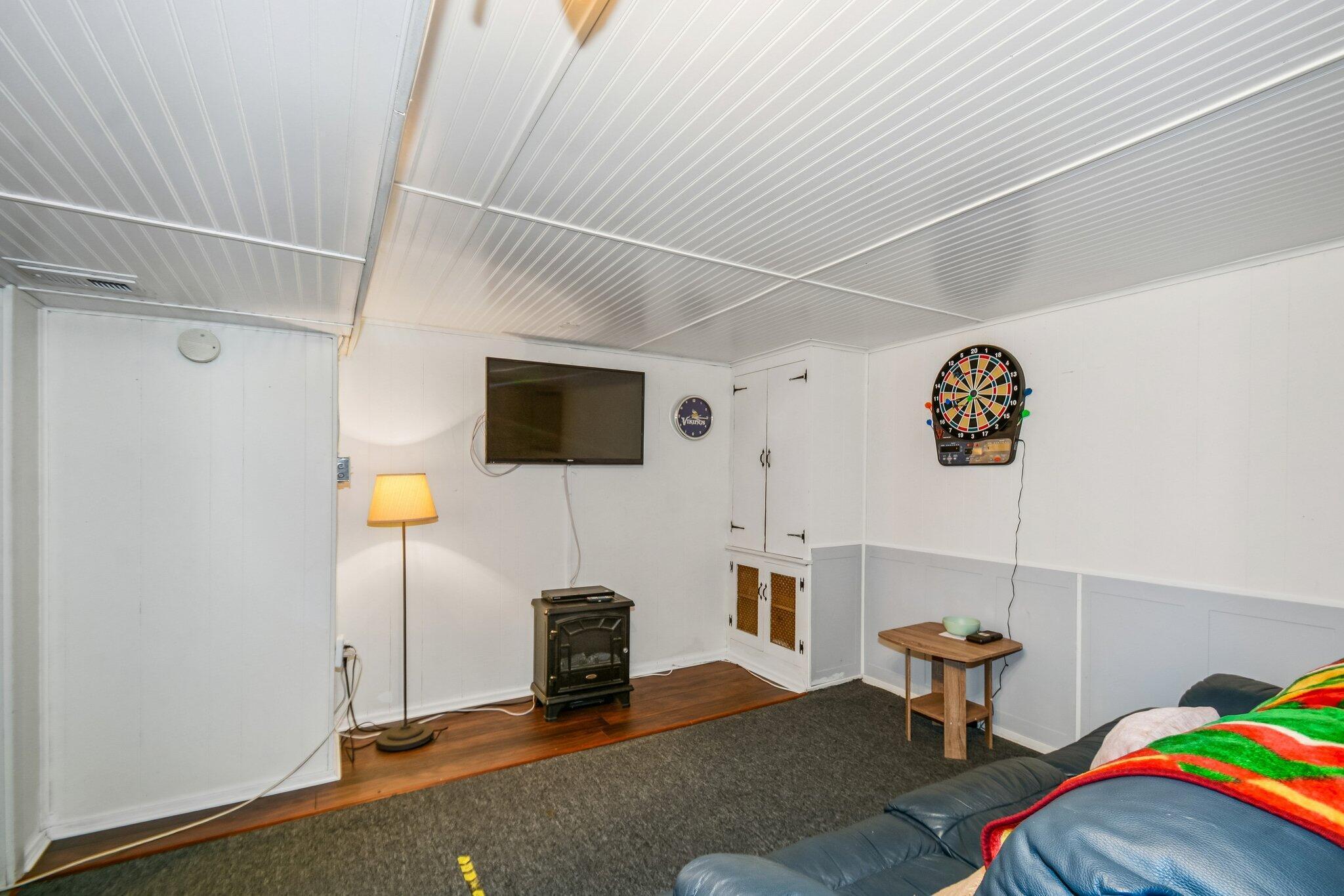6533 Bloomington Avenue Property Photo 22
