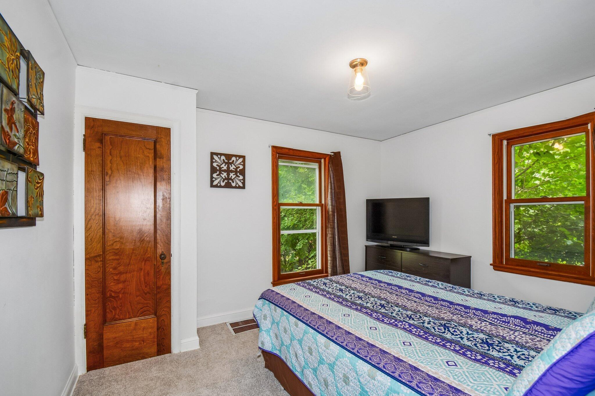 6533 Bloomington Avenue Property Photo 23