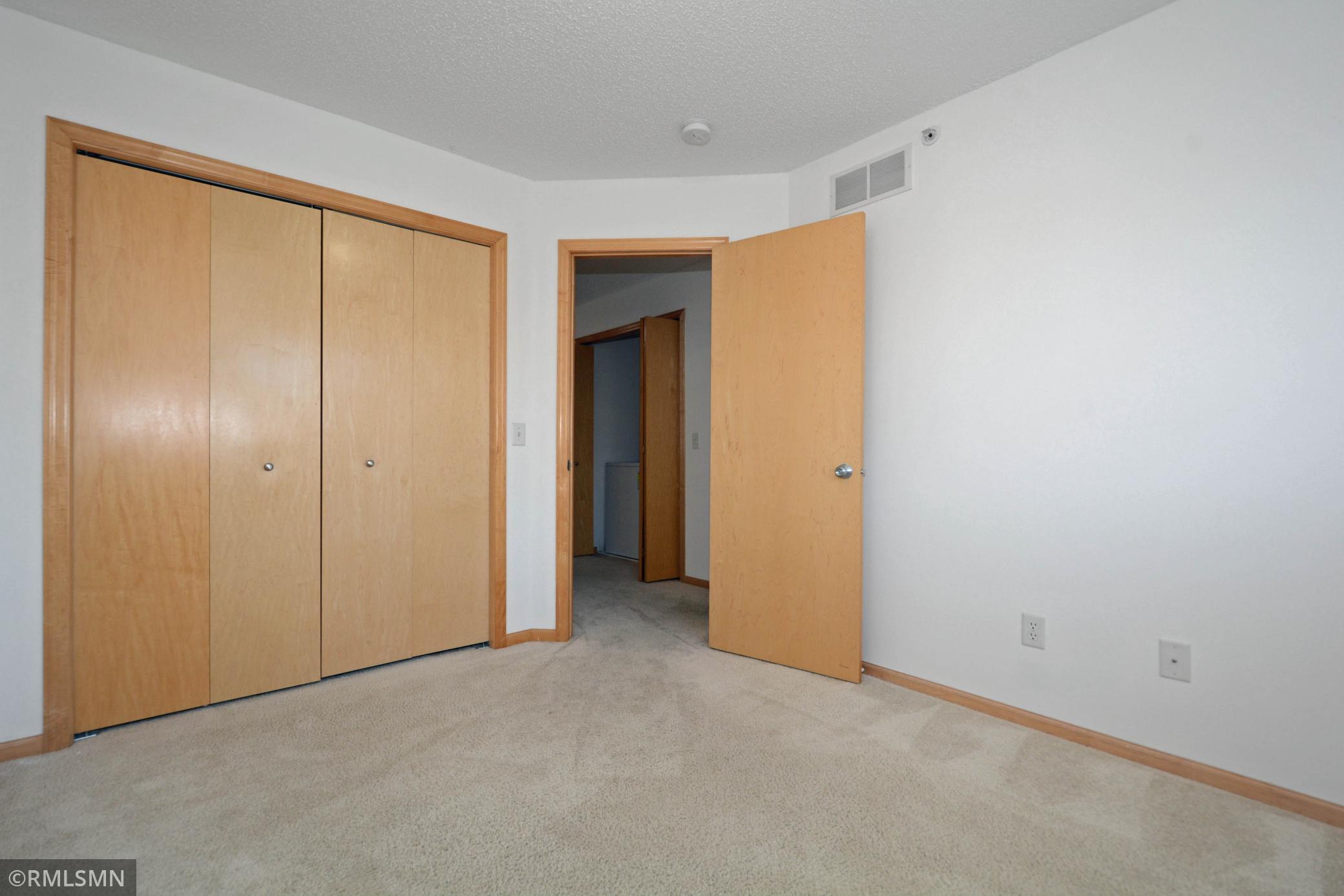 17565 69th Place N 207 Property Photo 15