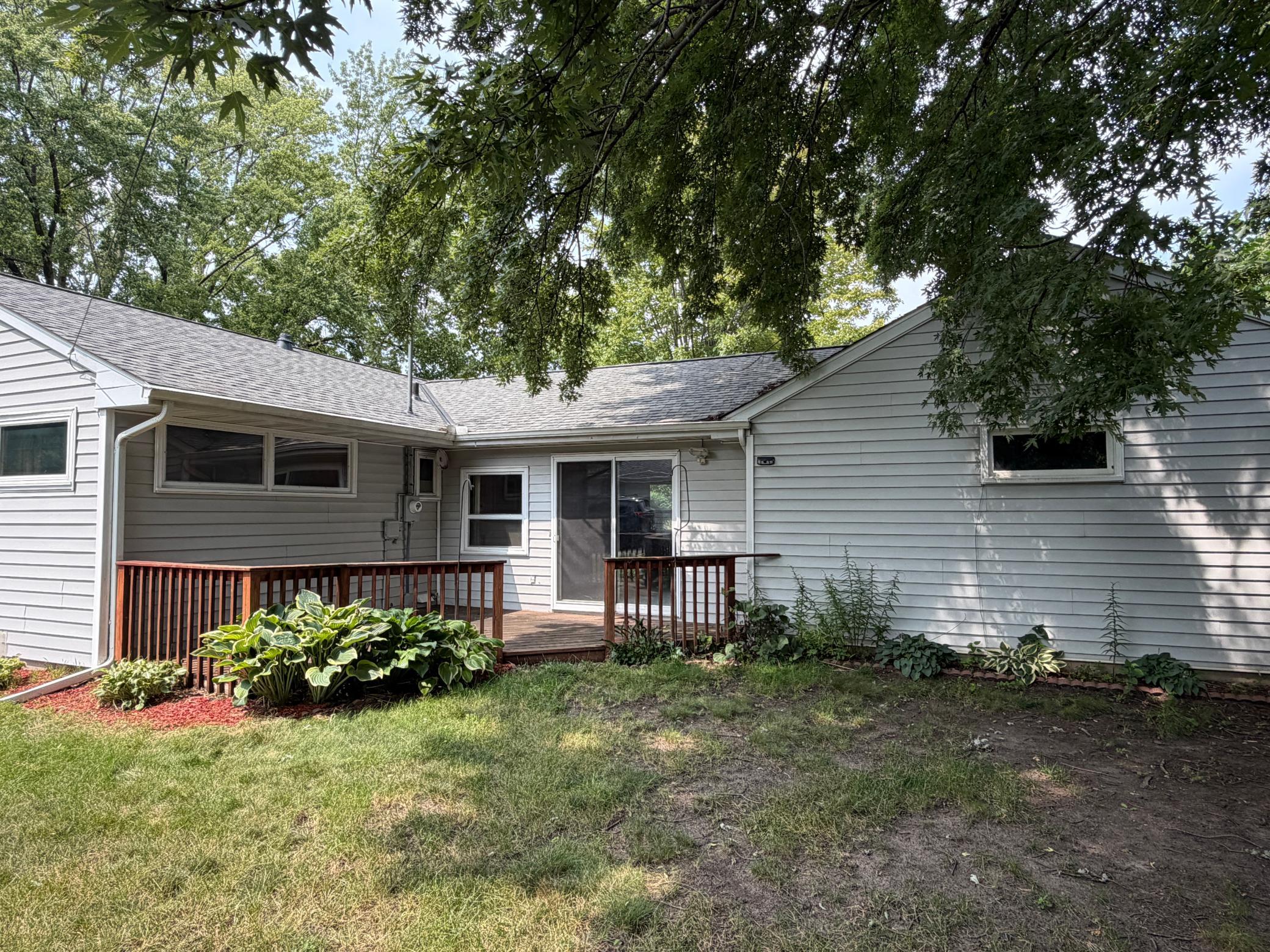 3 Fareway Drive Property Photo 5