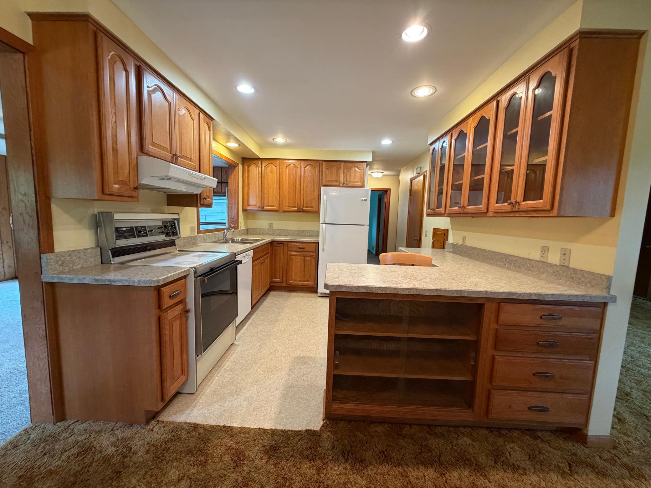 3 Fareway Drive Property Photo 32