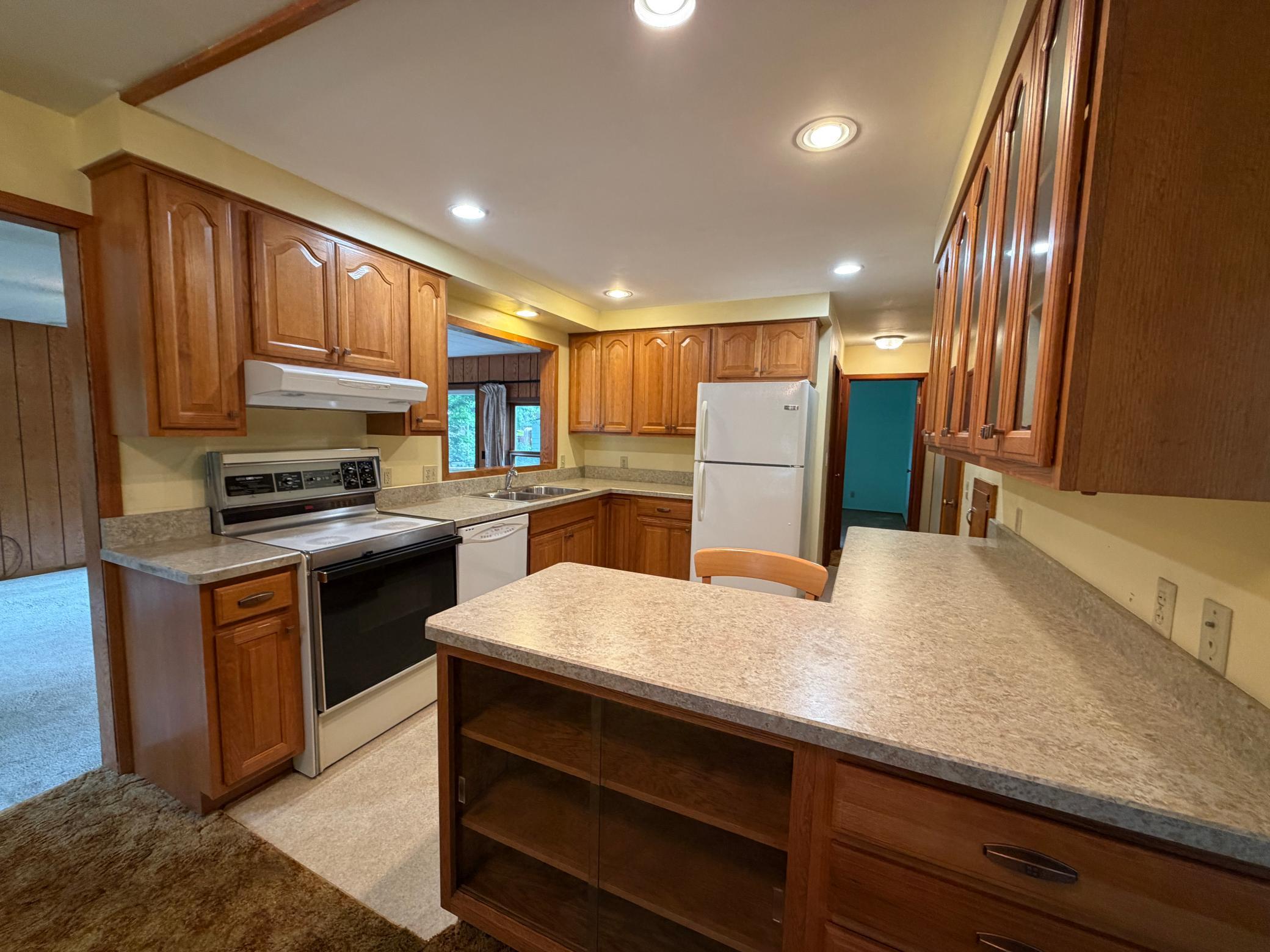 3 Fareway Drive Property Photo 33
