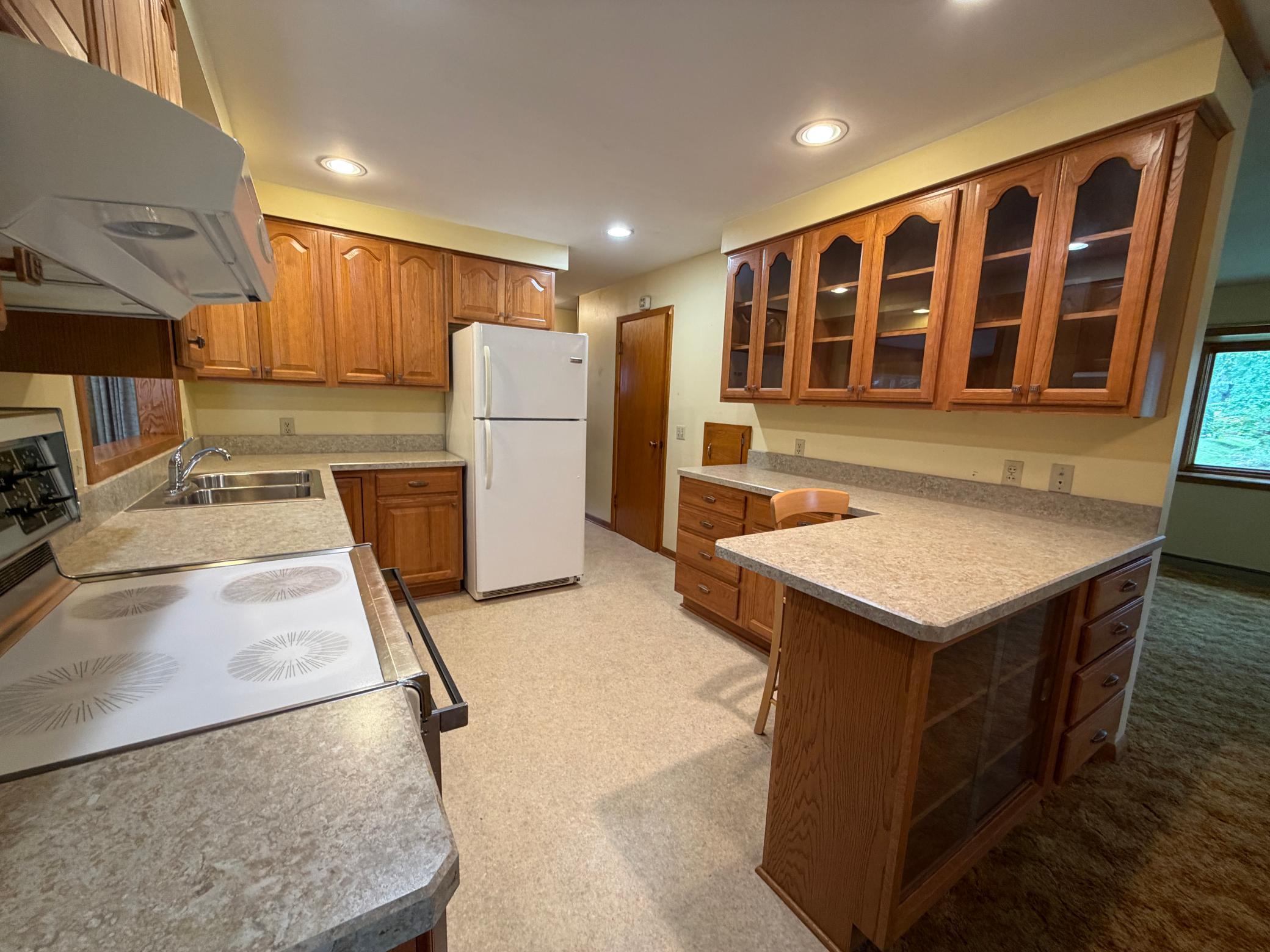3 Fareway Drive Property Photo 34