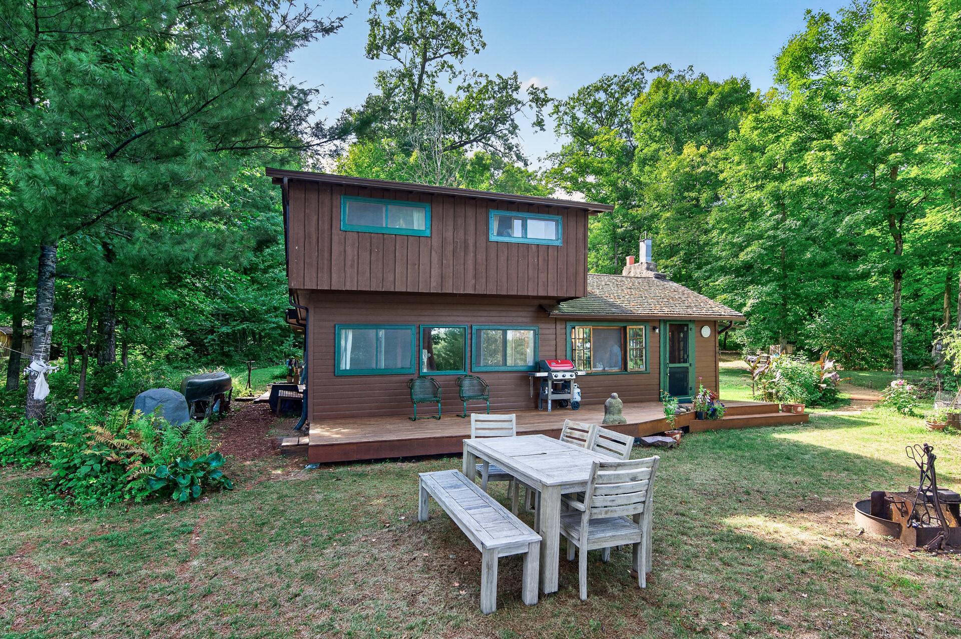 7123598 Property Photo 2