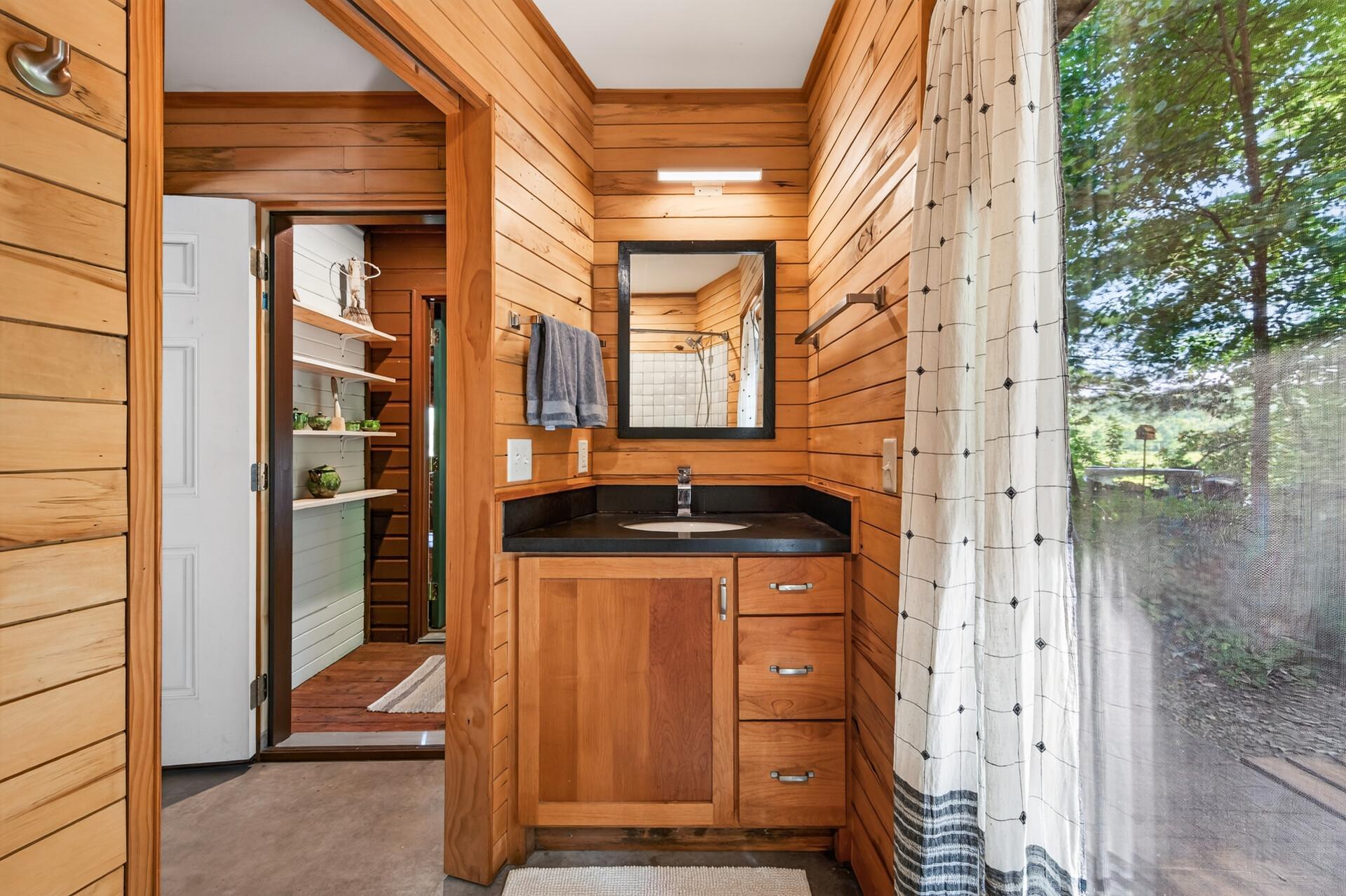 7123598 Property Photo 18