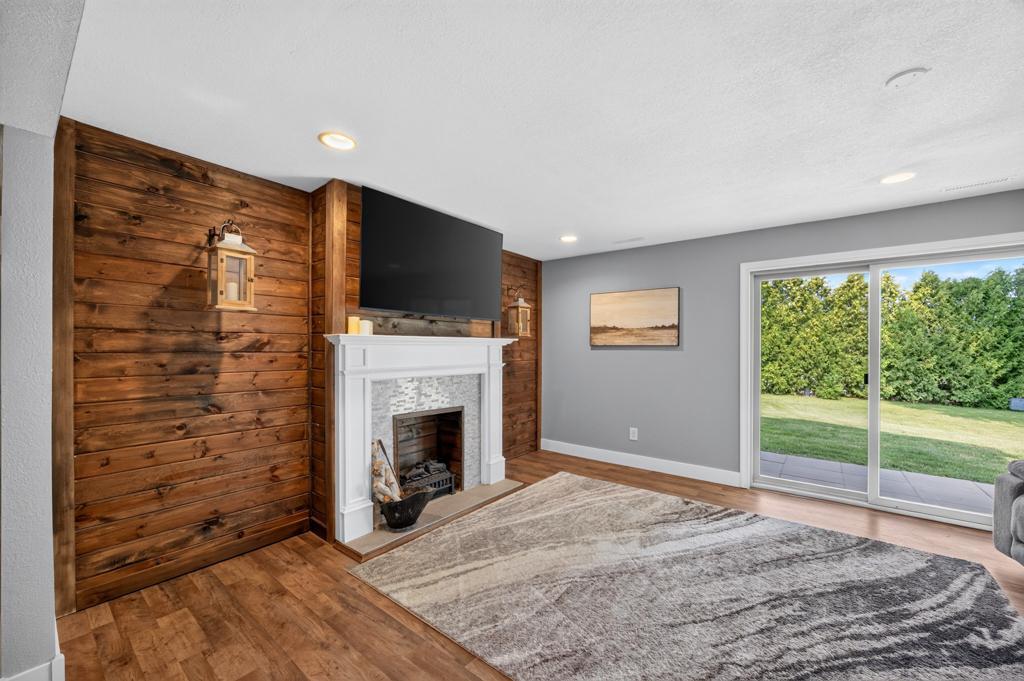 601 3rd Street Ne Property Photo 25