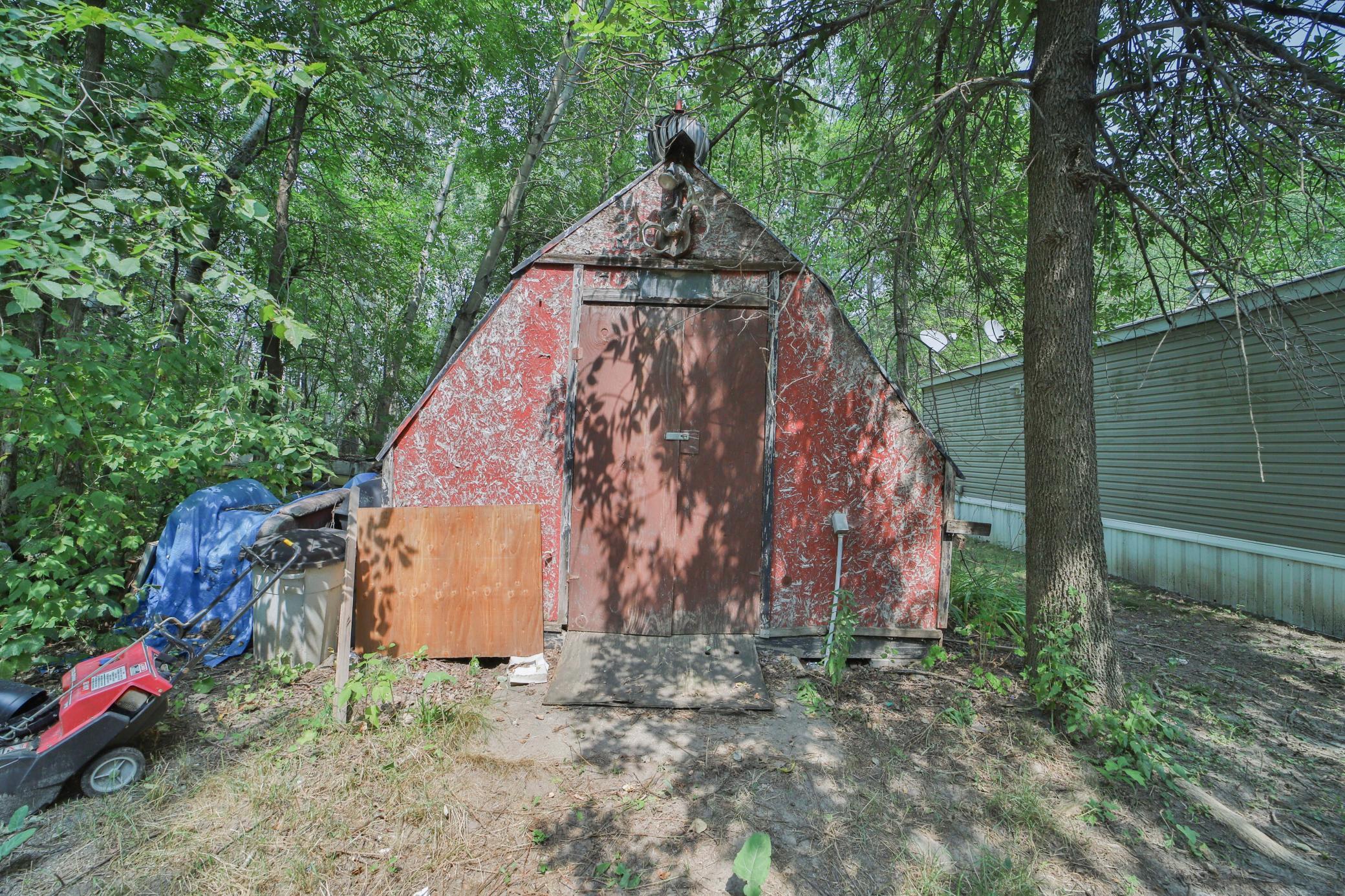 13018 Fairfield Drive Property Photo 12